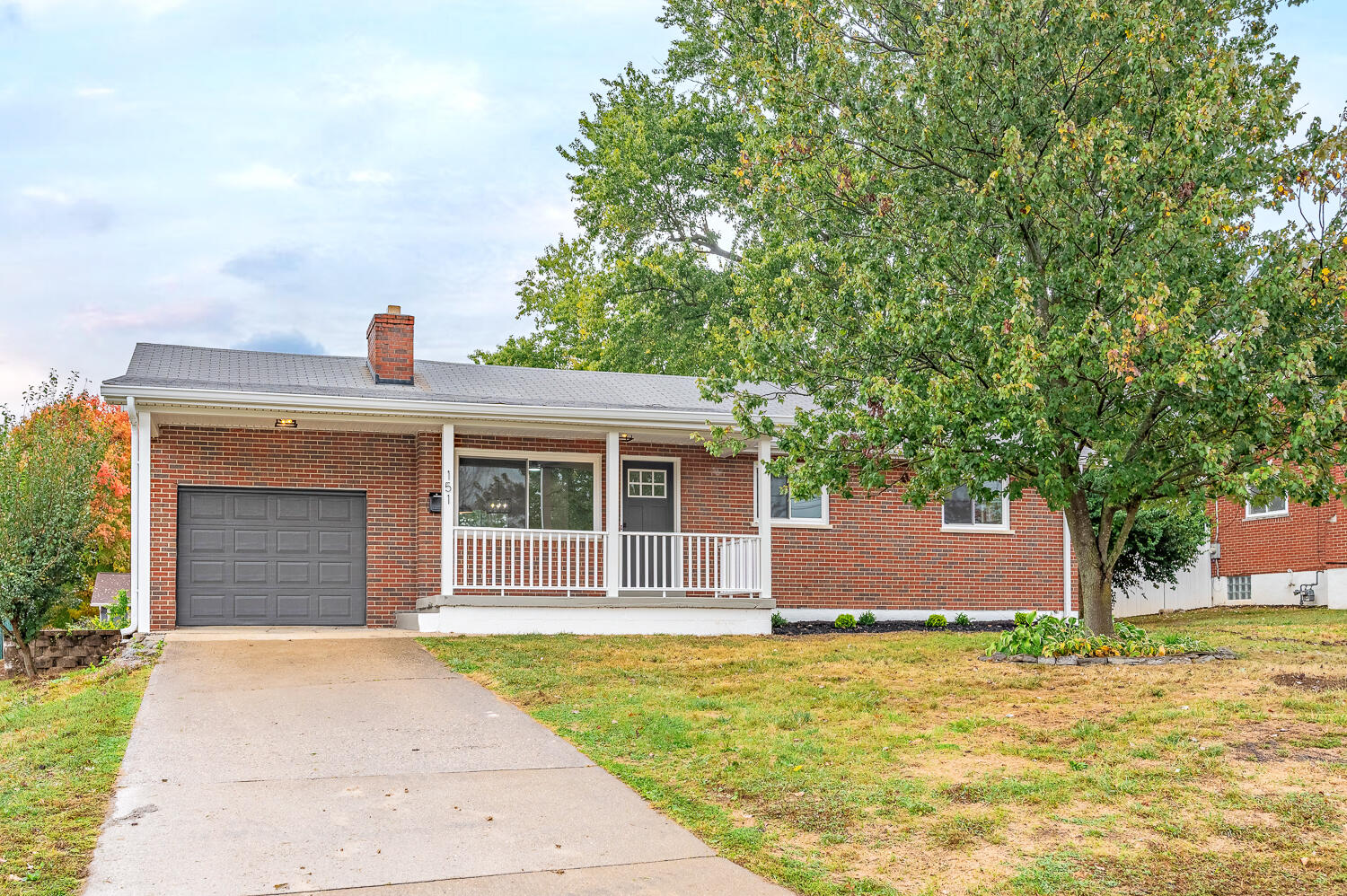 151 Roger Lane — photo