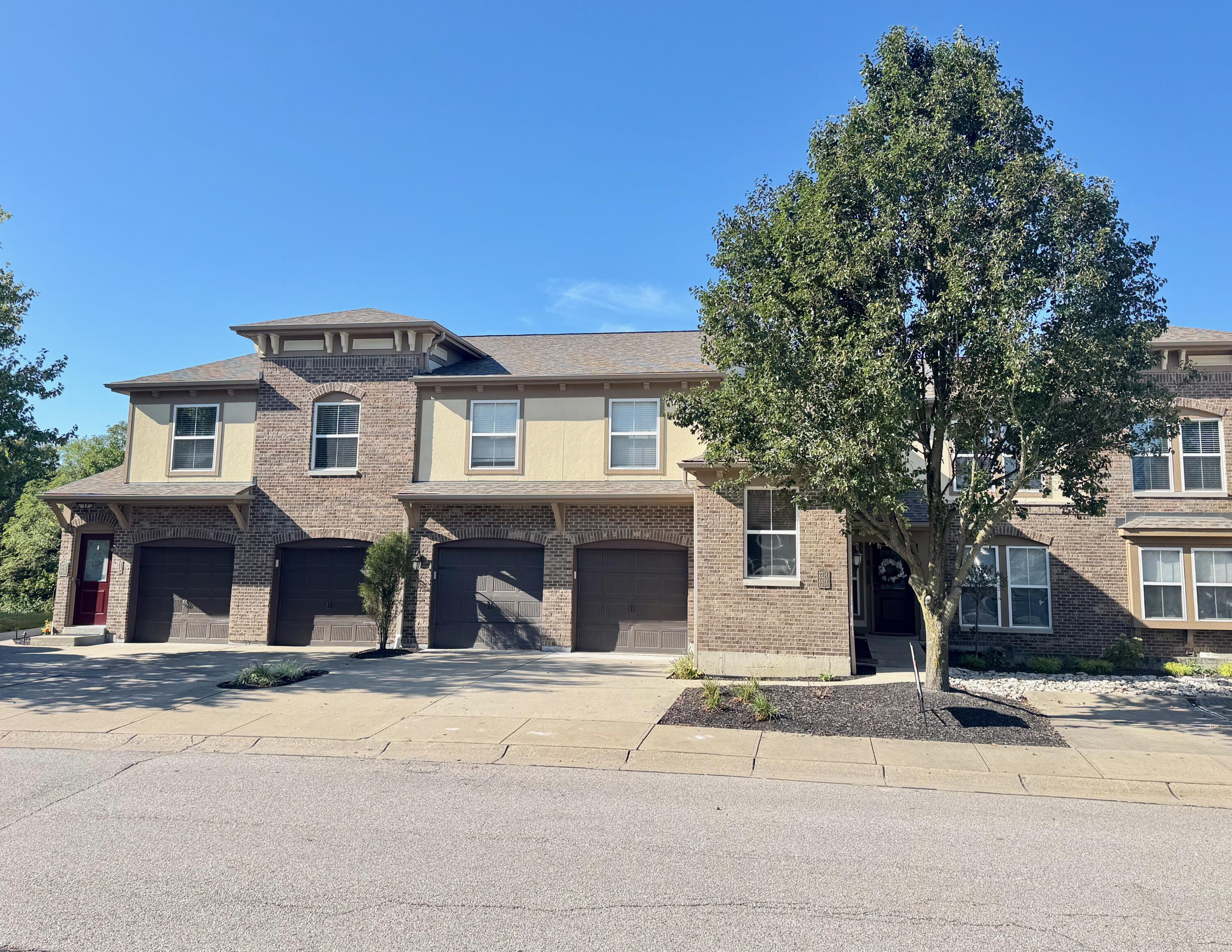 2255 Rolling Hills Drive — photo