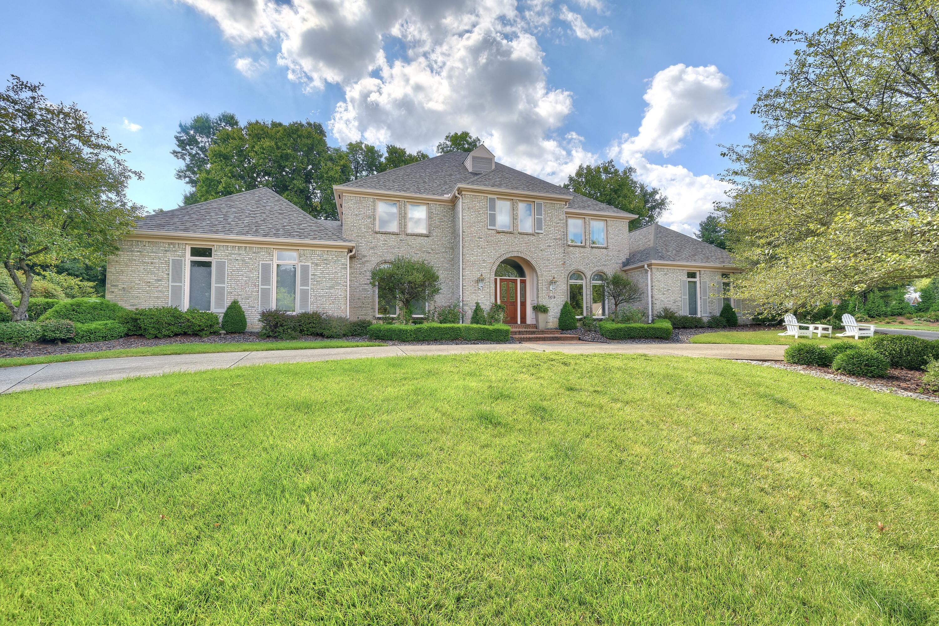 109 Brittany Court — photo