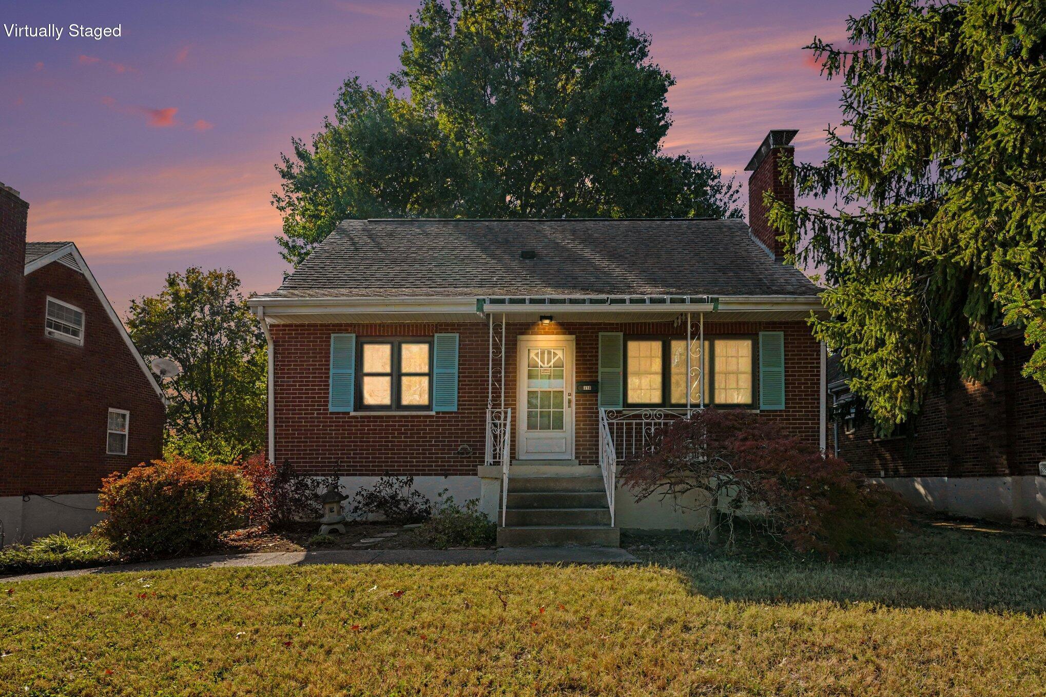 319 Swan Circle — photo