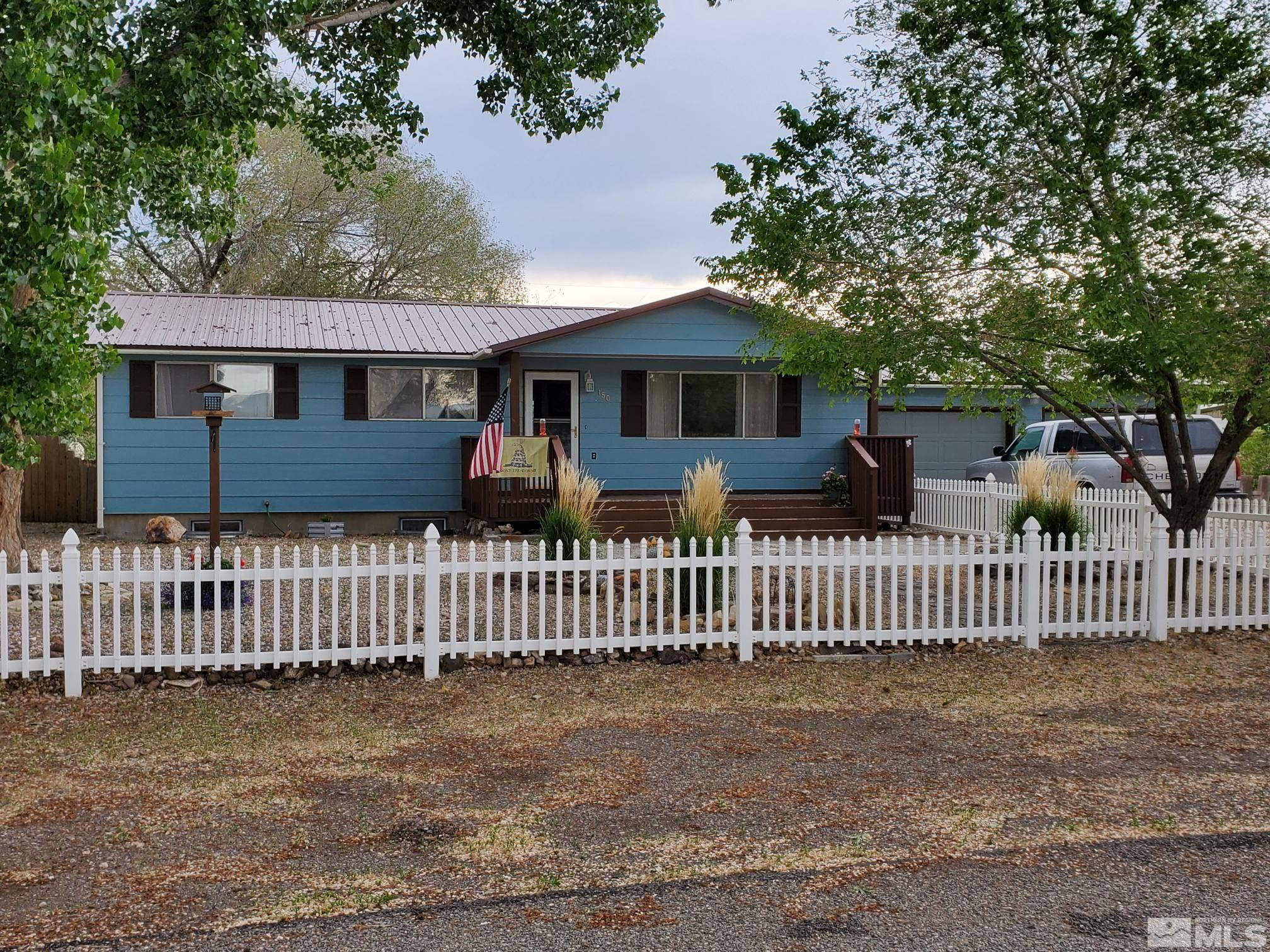 150 Reeves Road — photo
