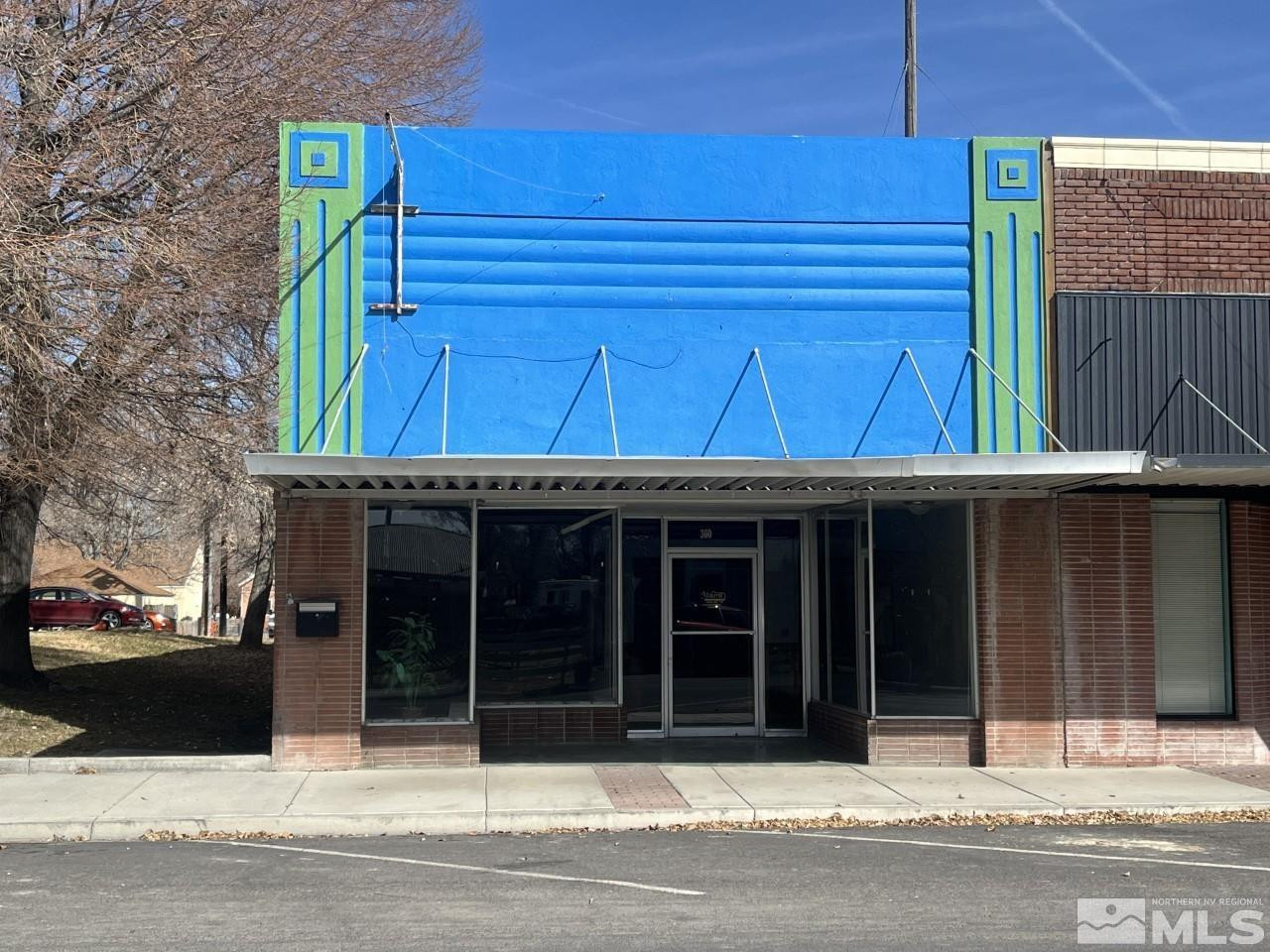 360 Main Street — photo