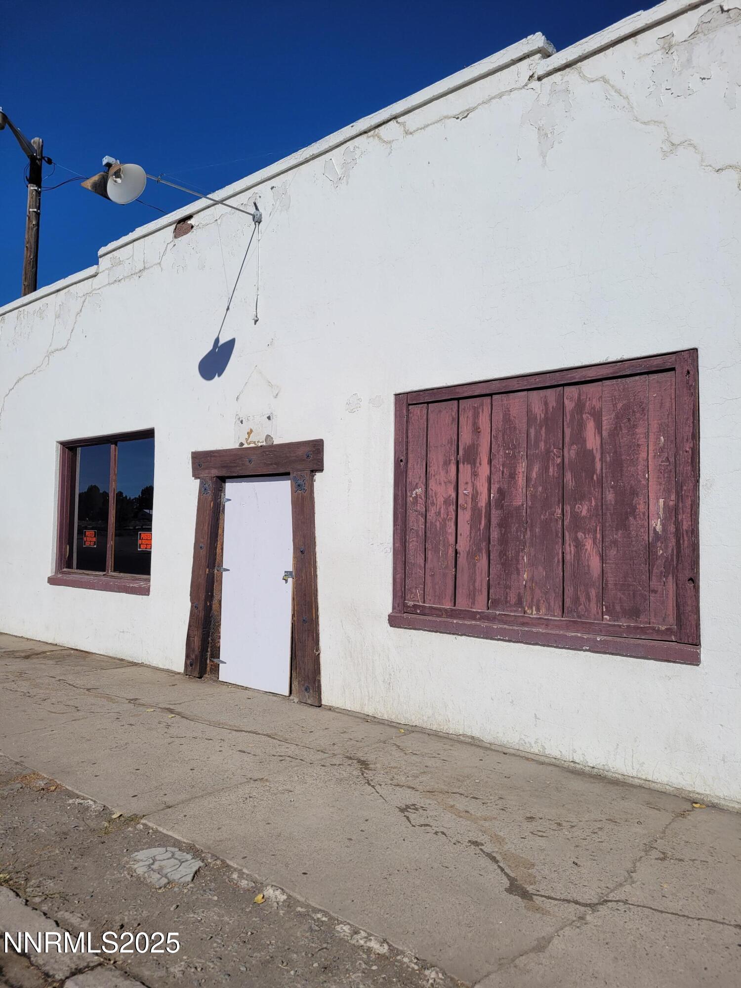 44 W Railroad Street — photo