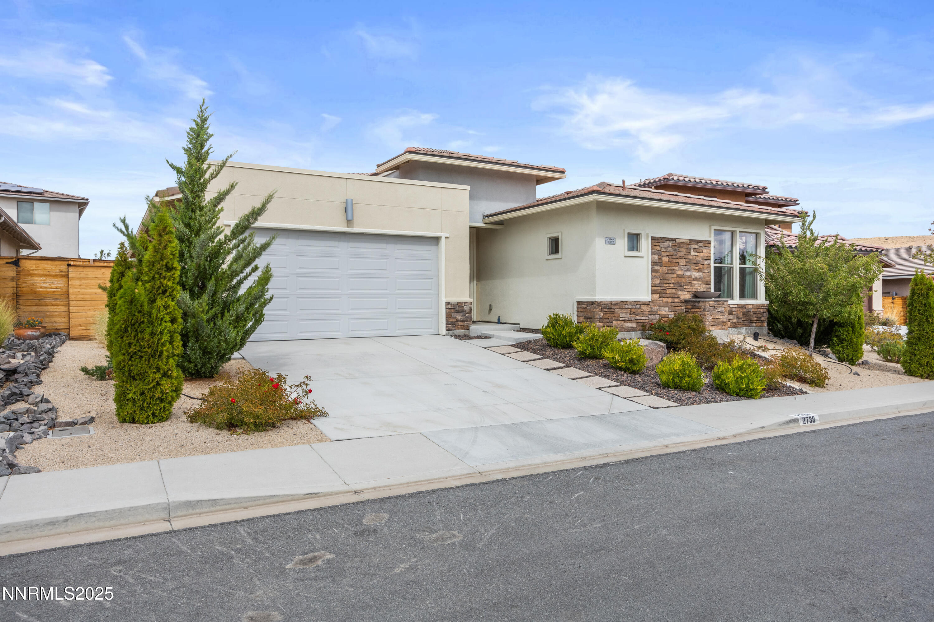 2738 Kettle Court — photo