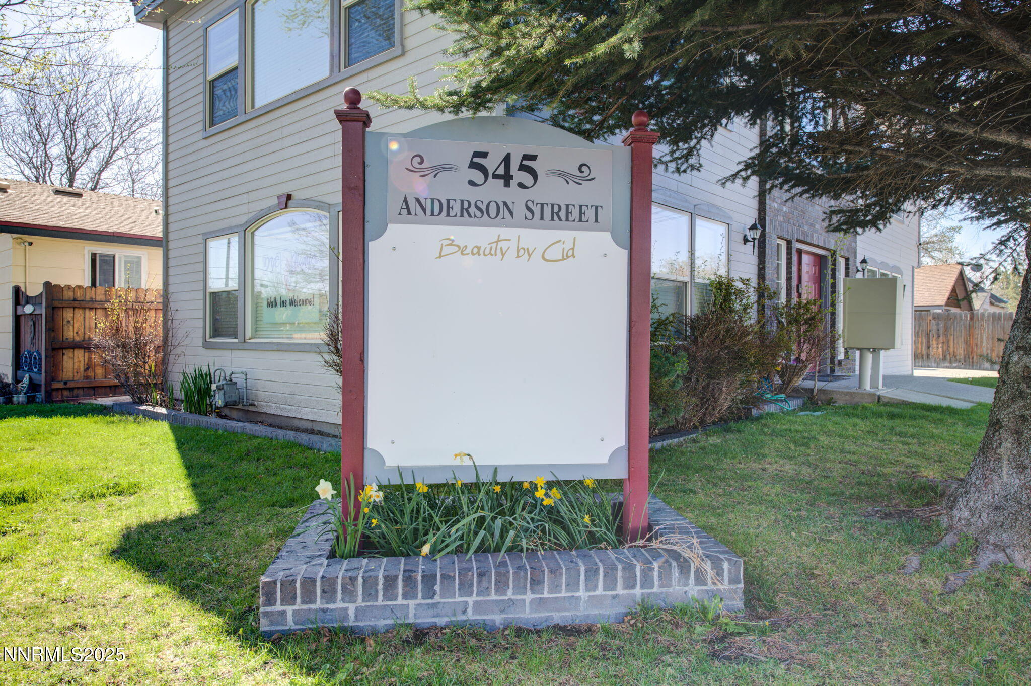 545 Anderson Street — photo