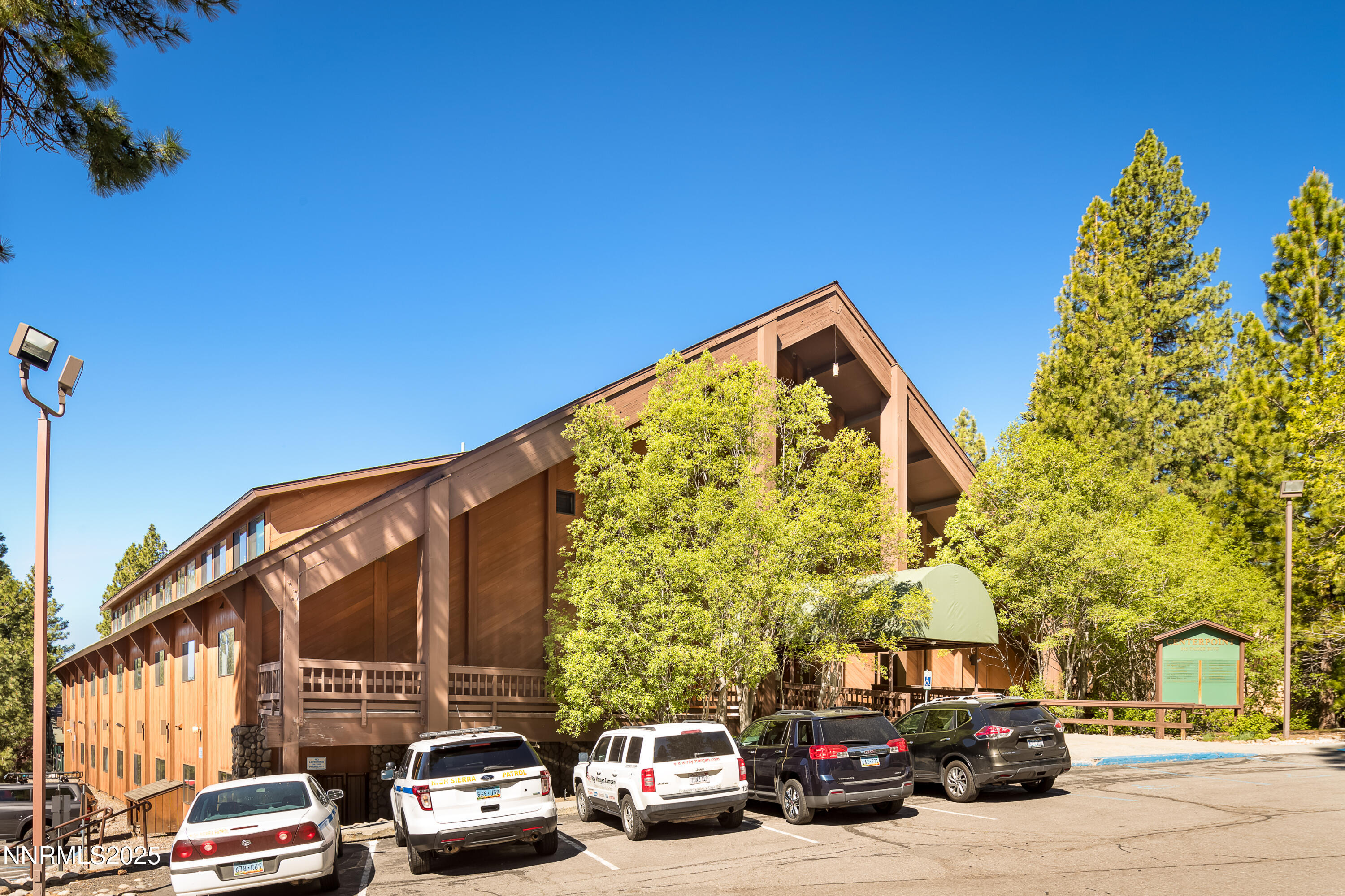 865 Tahoe Boulevard — photo