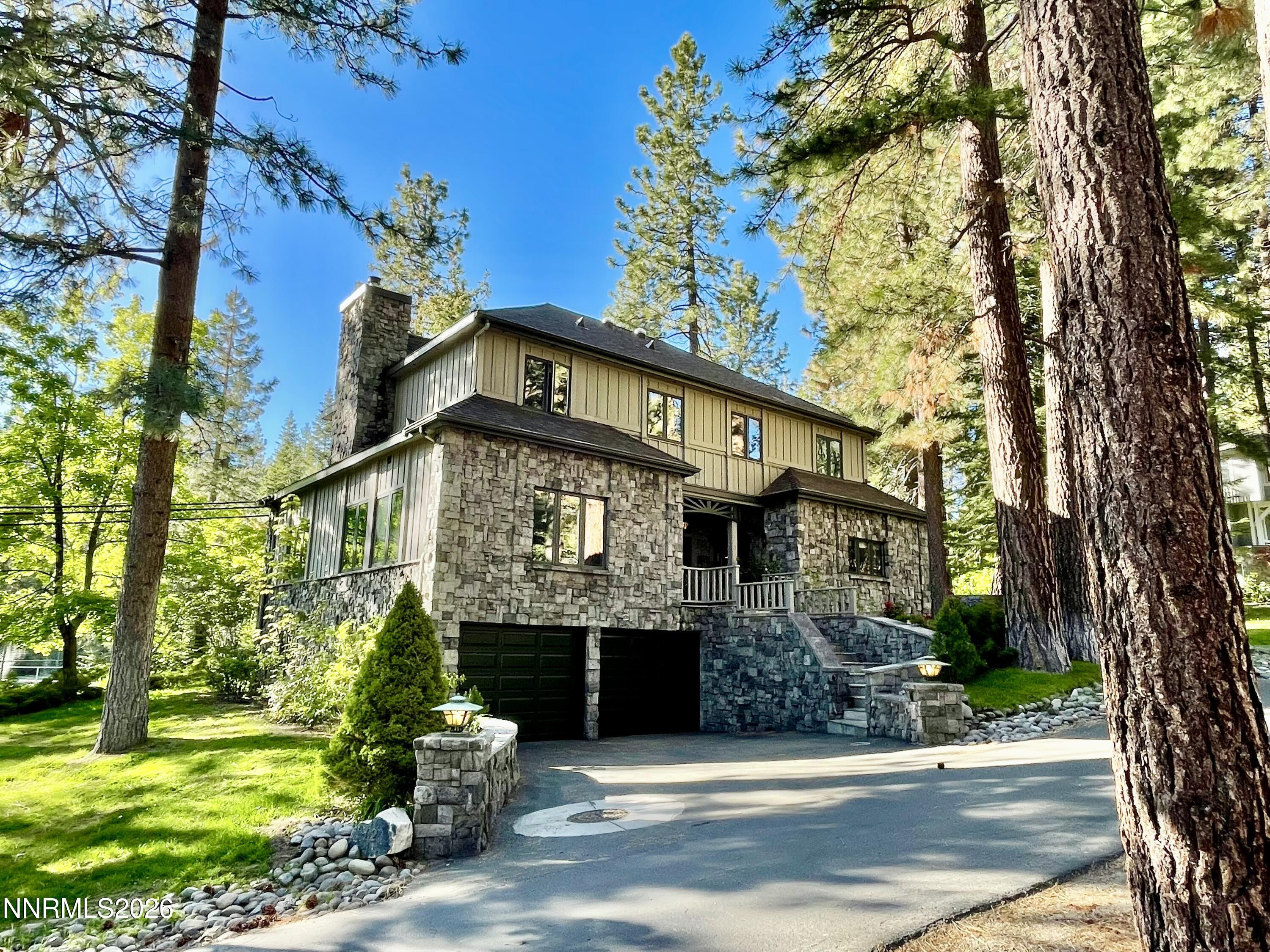 12 Kelly Circle — photo