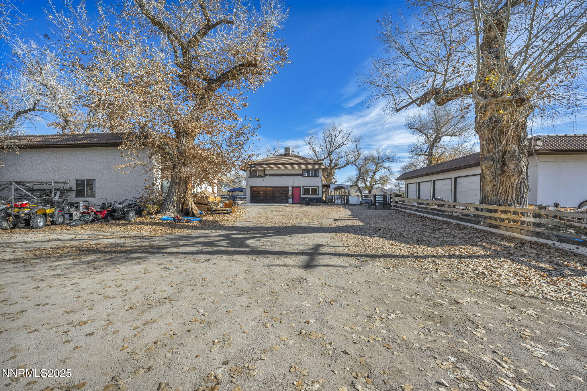 15533 Fisherman Road — photo