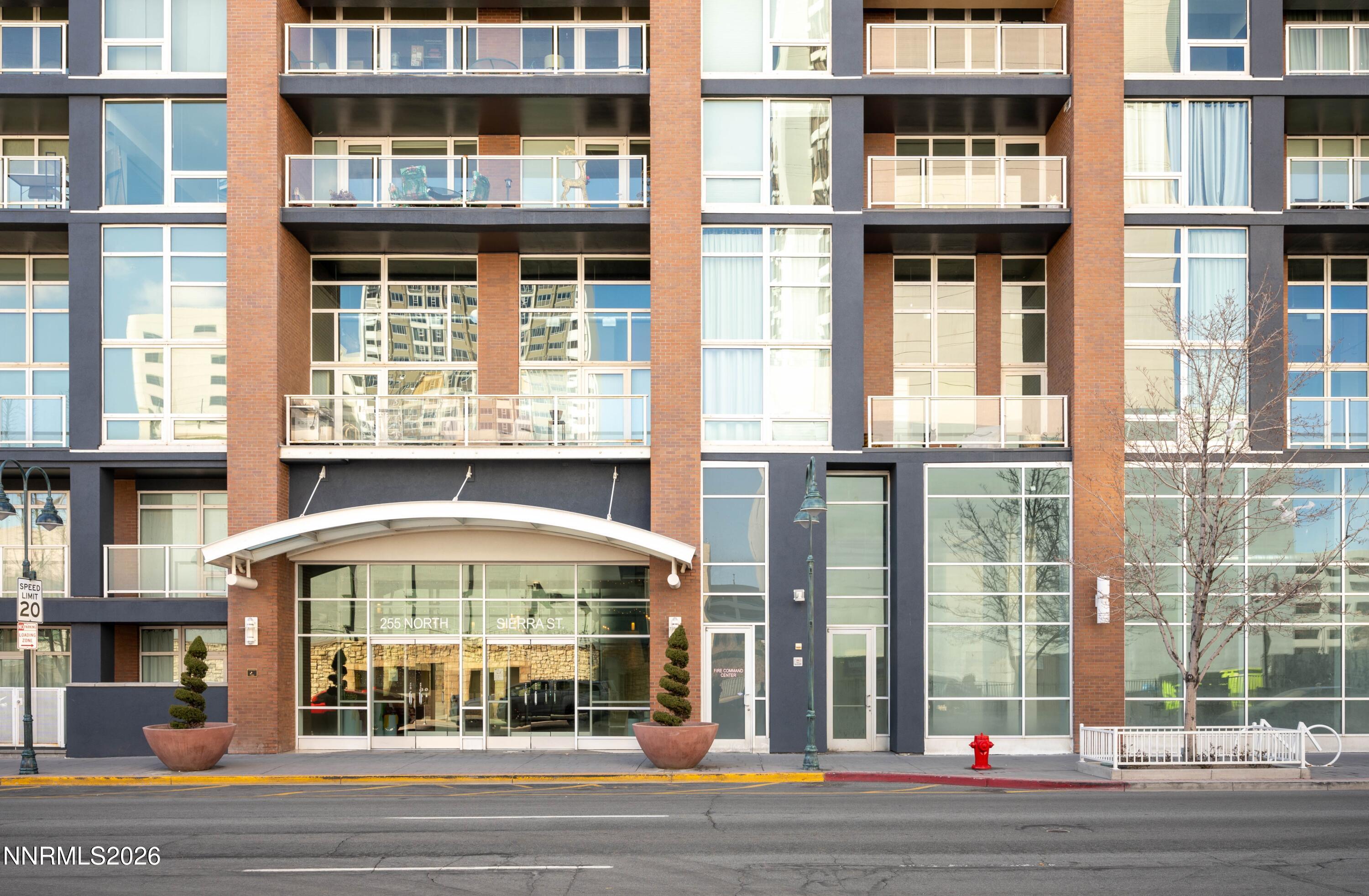 255 N Sierra Street Unit 517 — photo