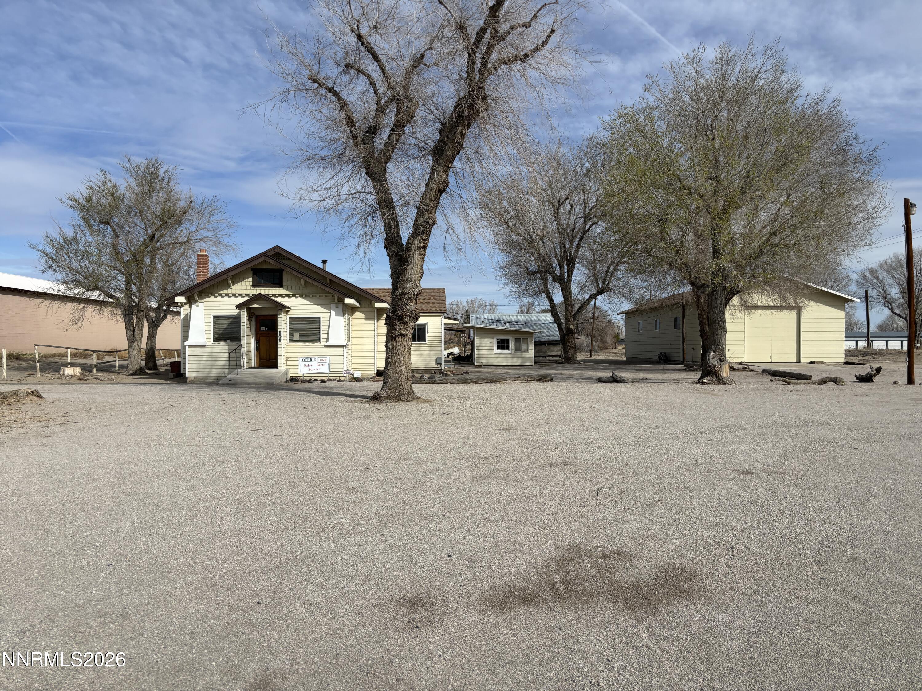 5040-5030 Reno Highway — photo