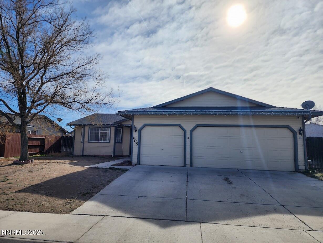 605 Nader Way — photo