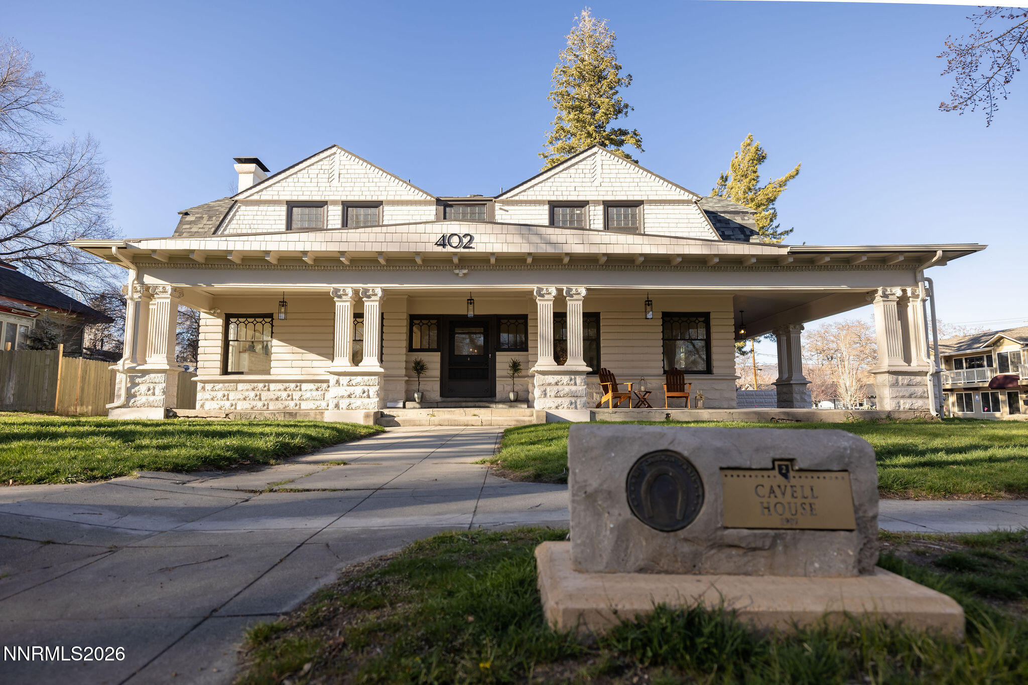 402 W Robinson Street — photo