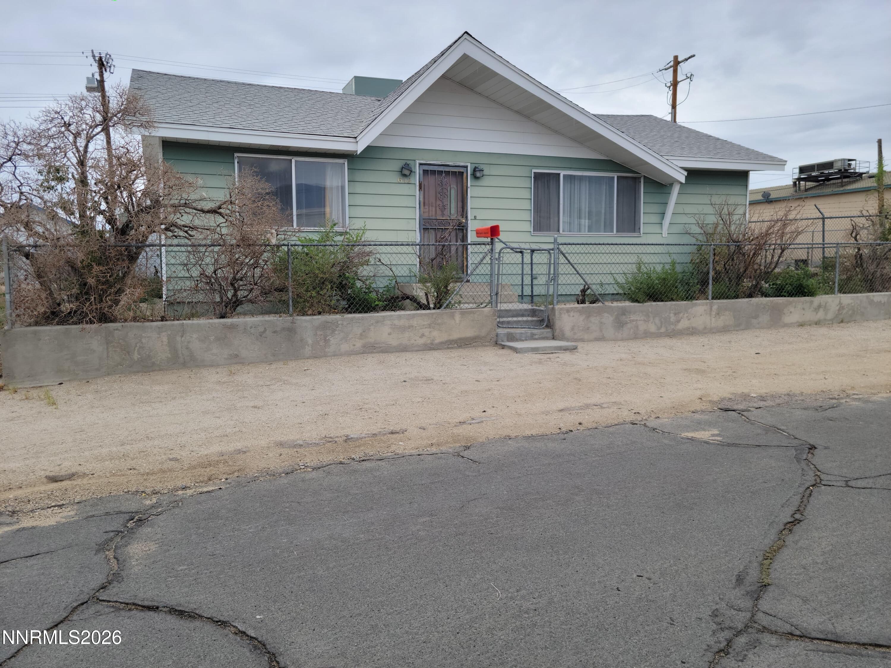 612 F Street — photo