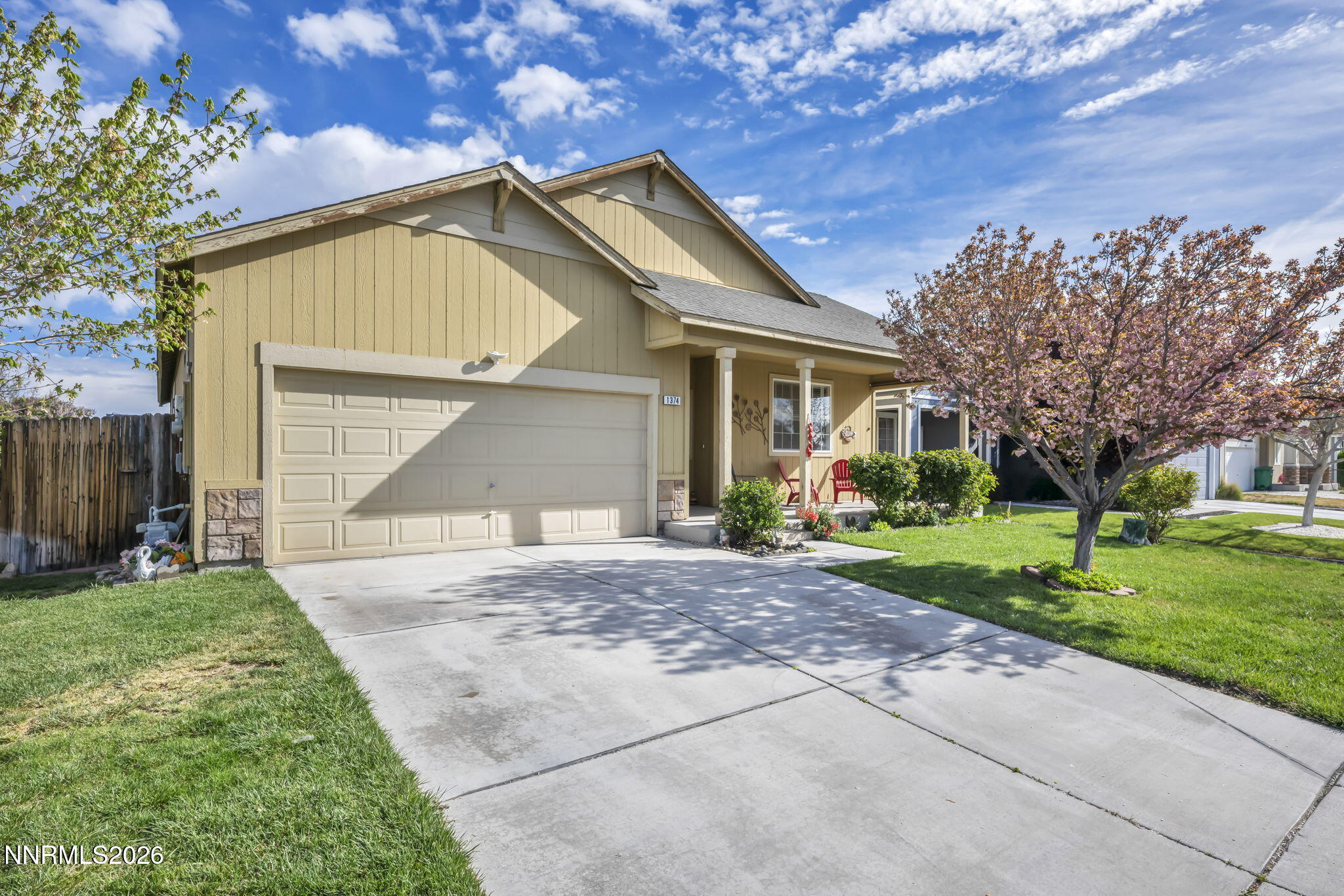 1374 Mountain Rose Drive — photo