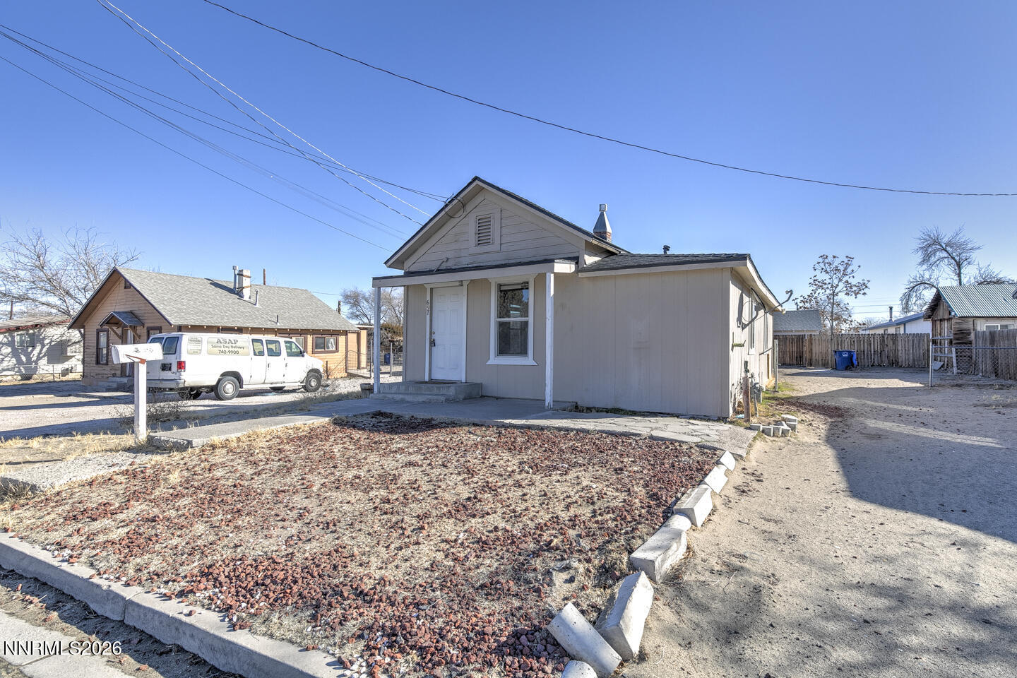 697 S MC Lean Street — photo