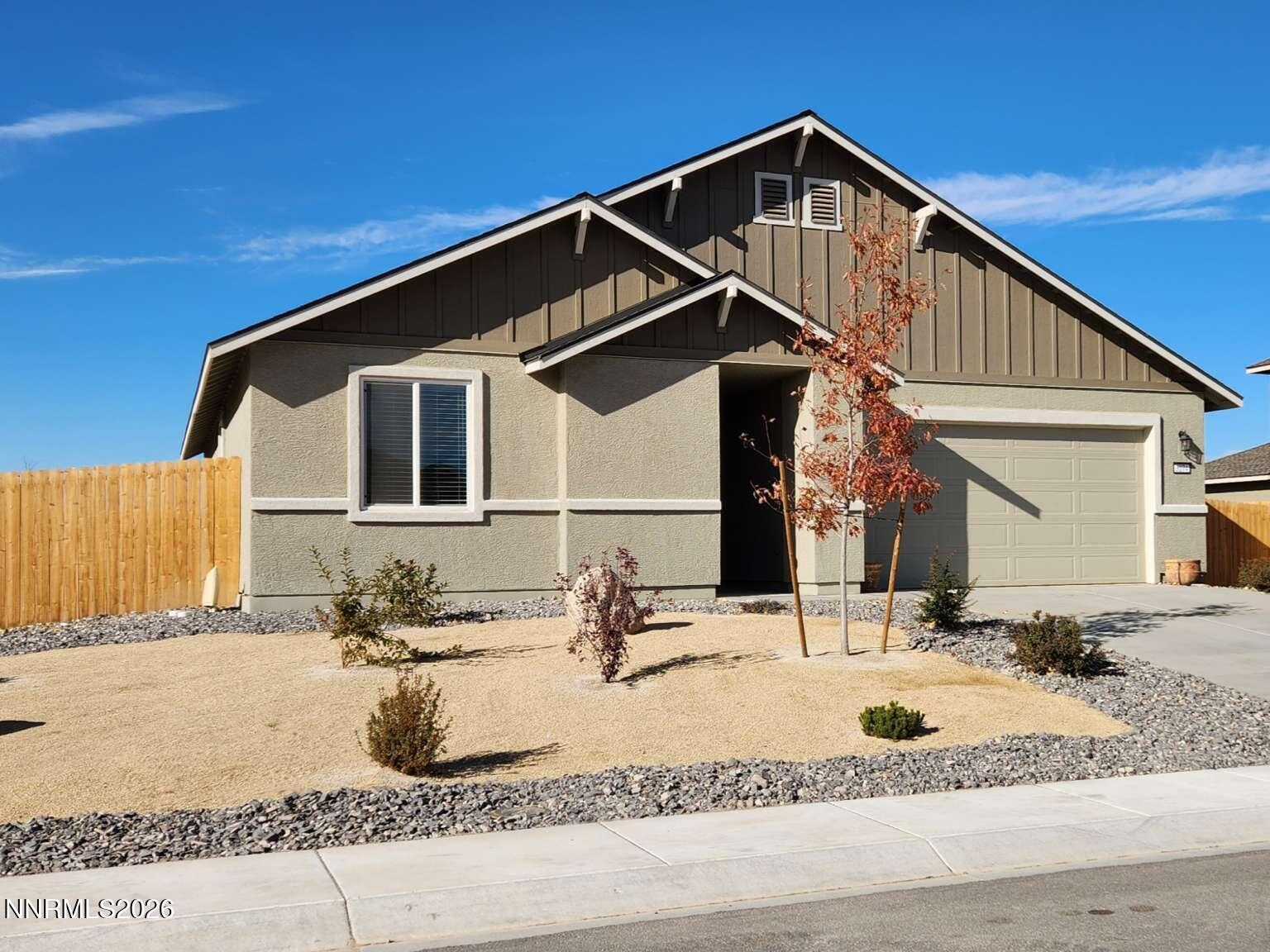3274 Eleanor Way — photo