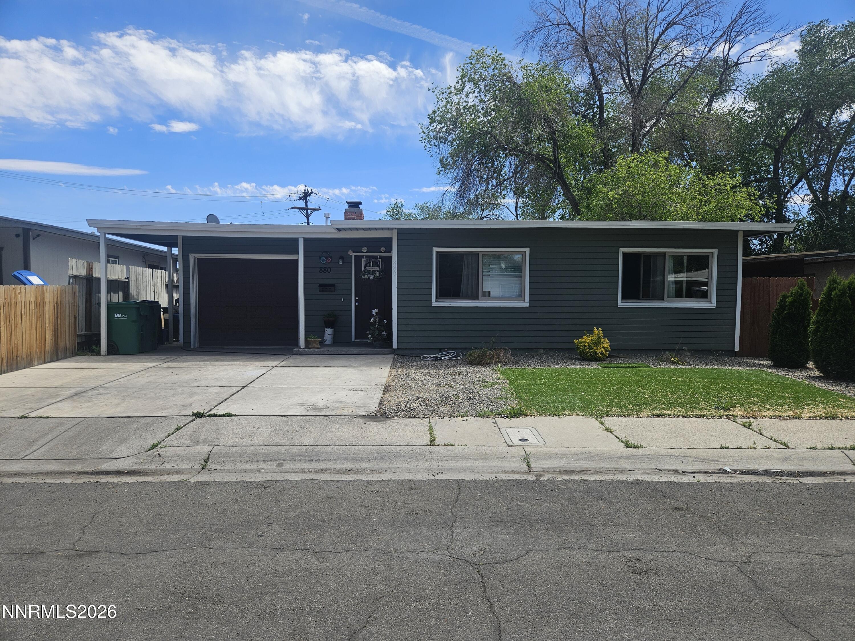 880 Southworth Drive — photo