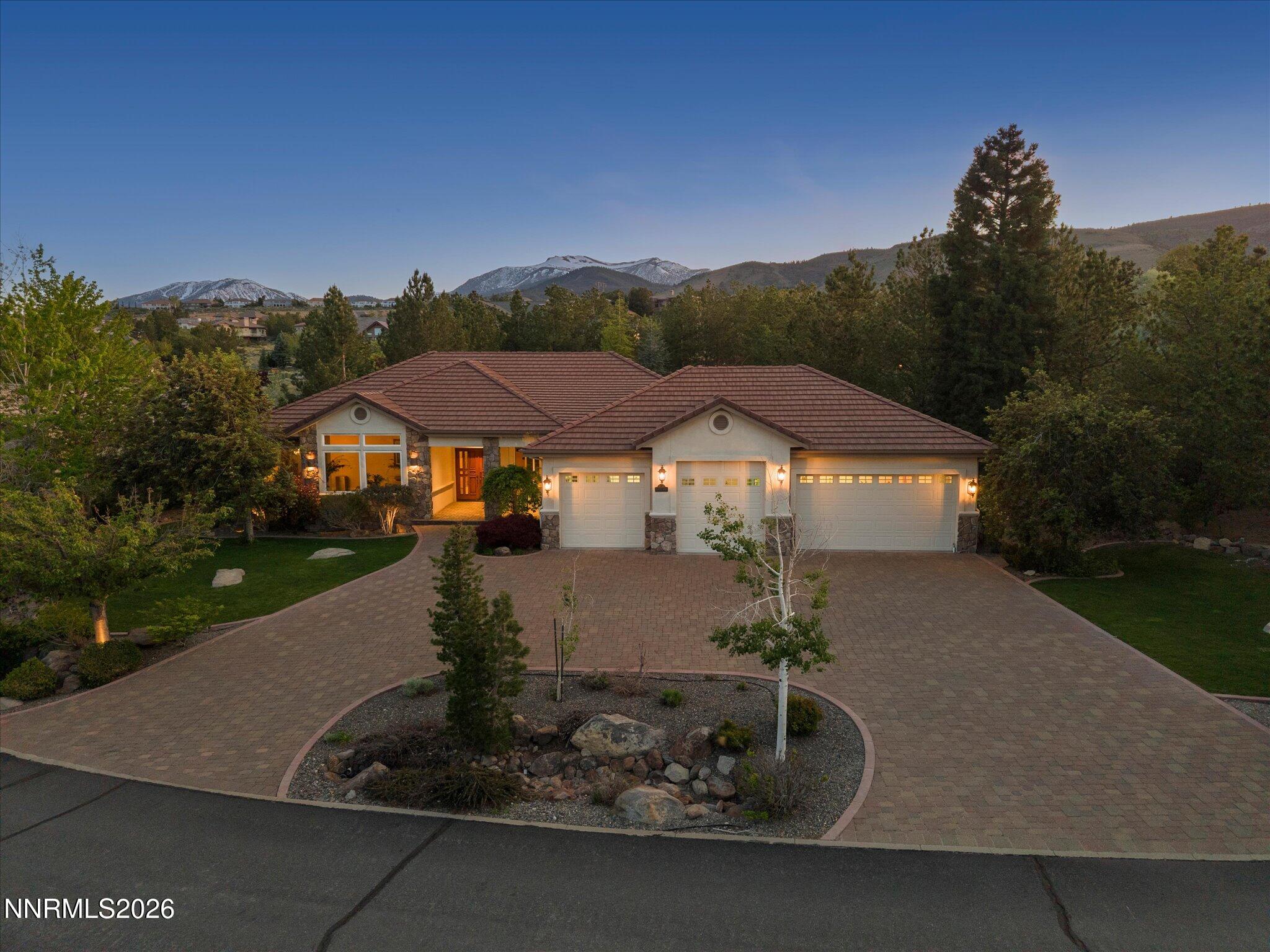1035 Mountain Air Court — photo