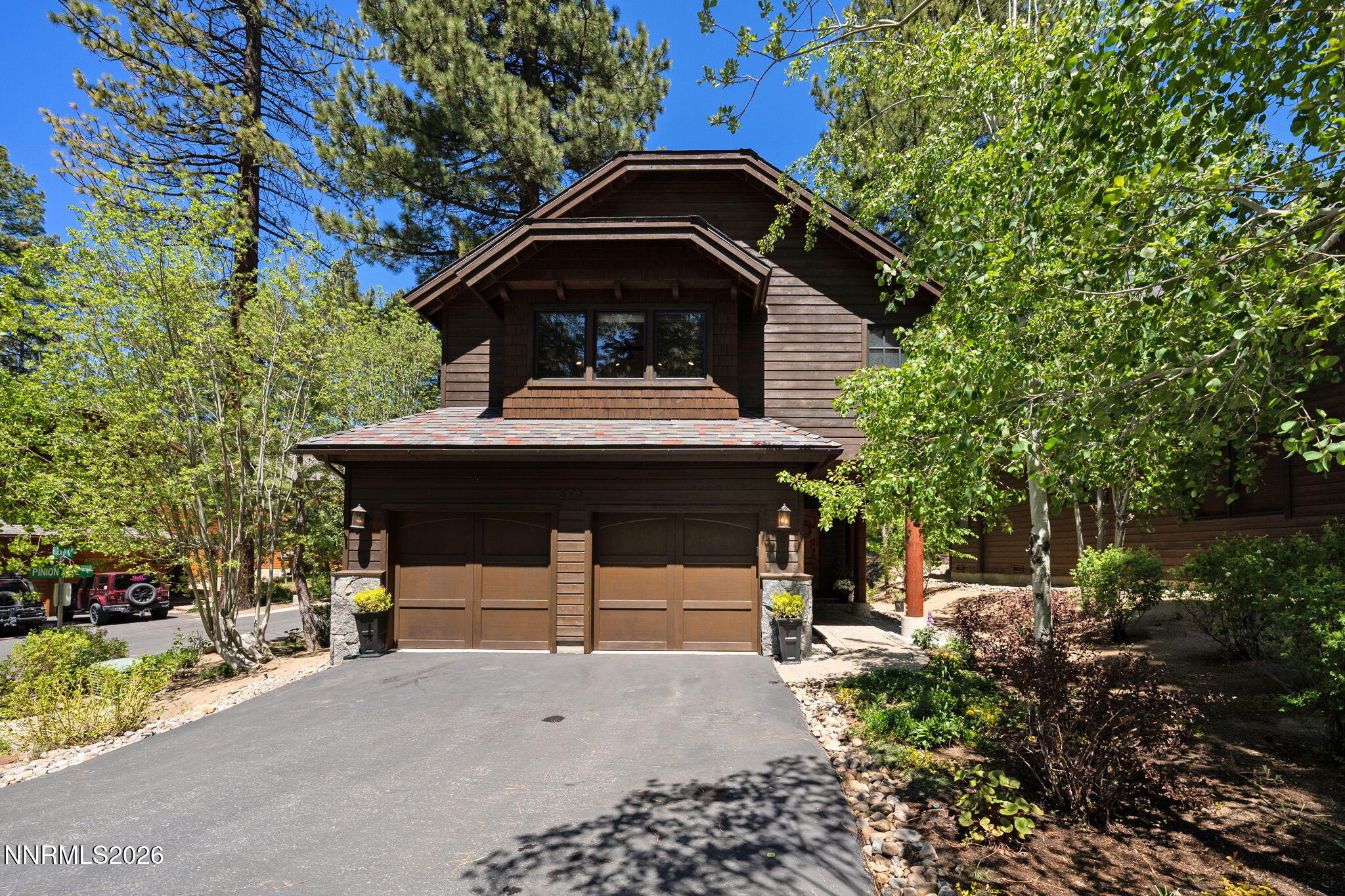 873 Rosewood Circle — photo