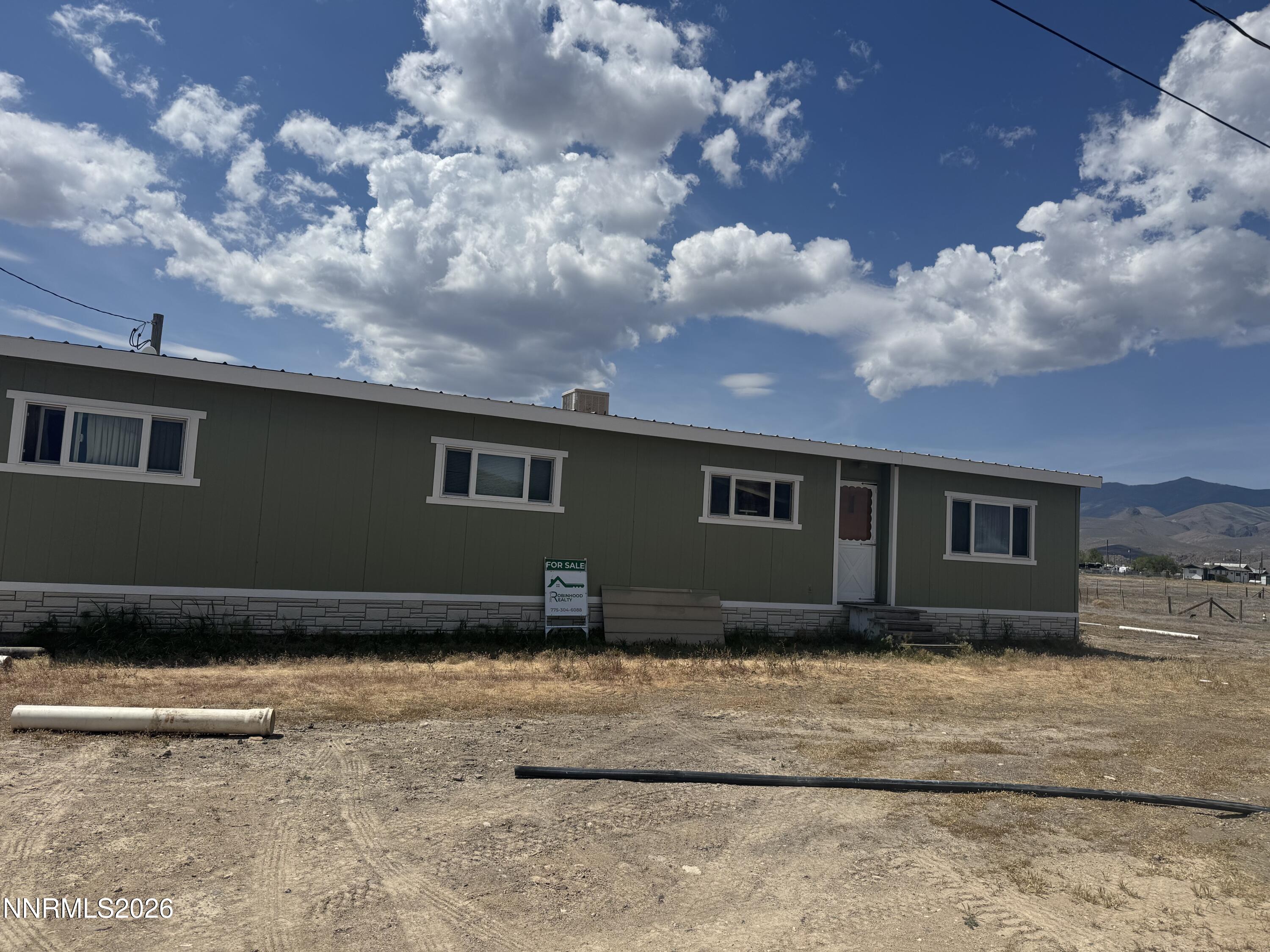 320 E Fourth Street — photo