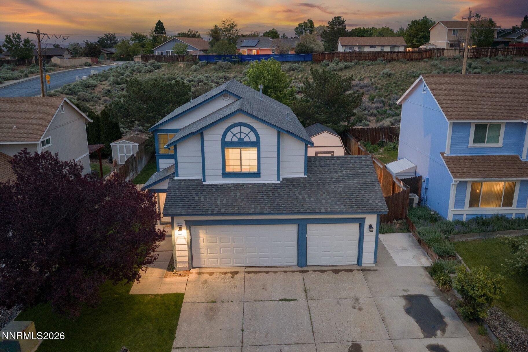 8486 Piper Place — photo