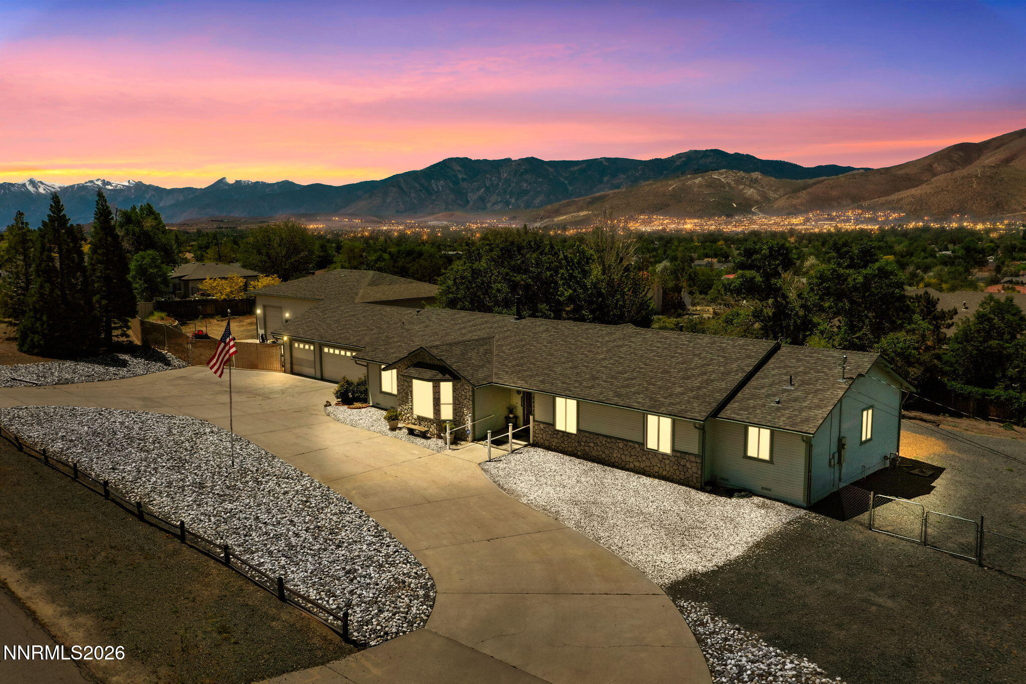 2852 Tucker Court — photo