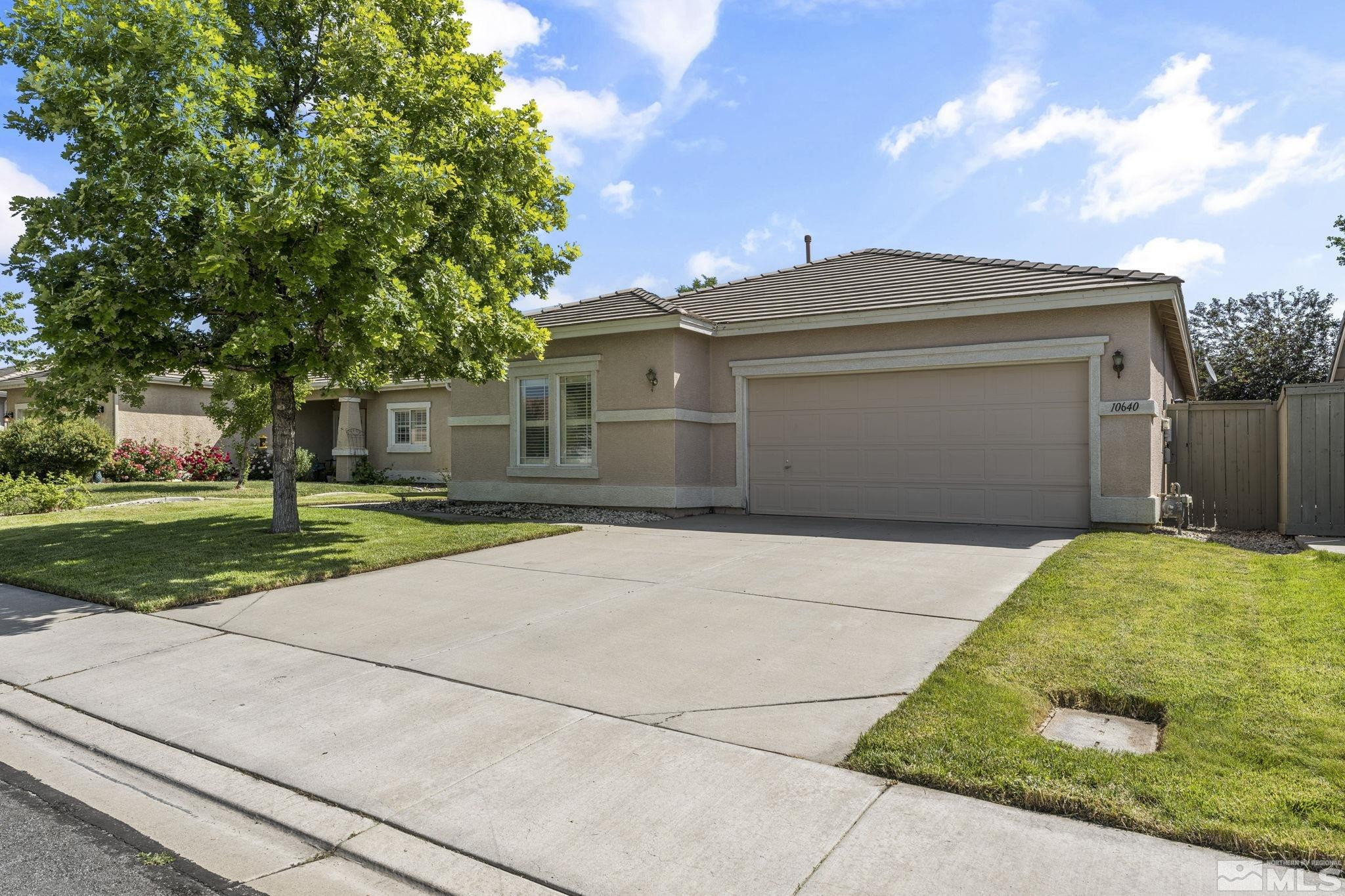 10640 Arbor Way — photo