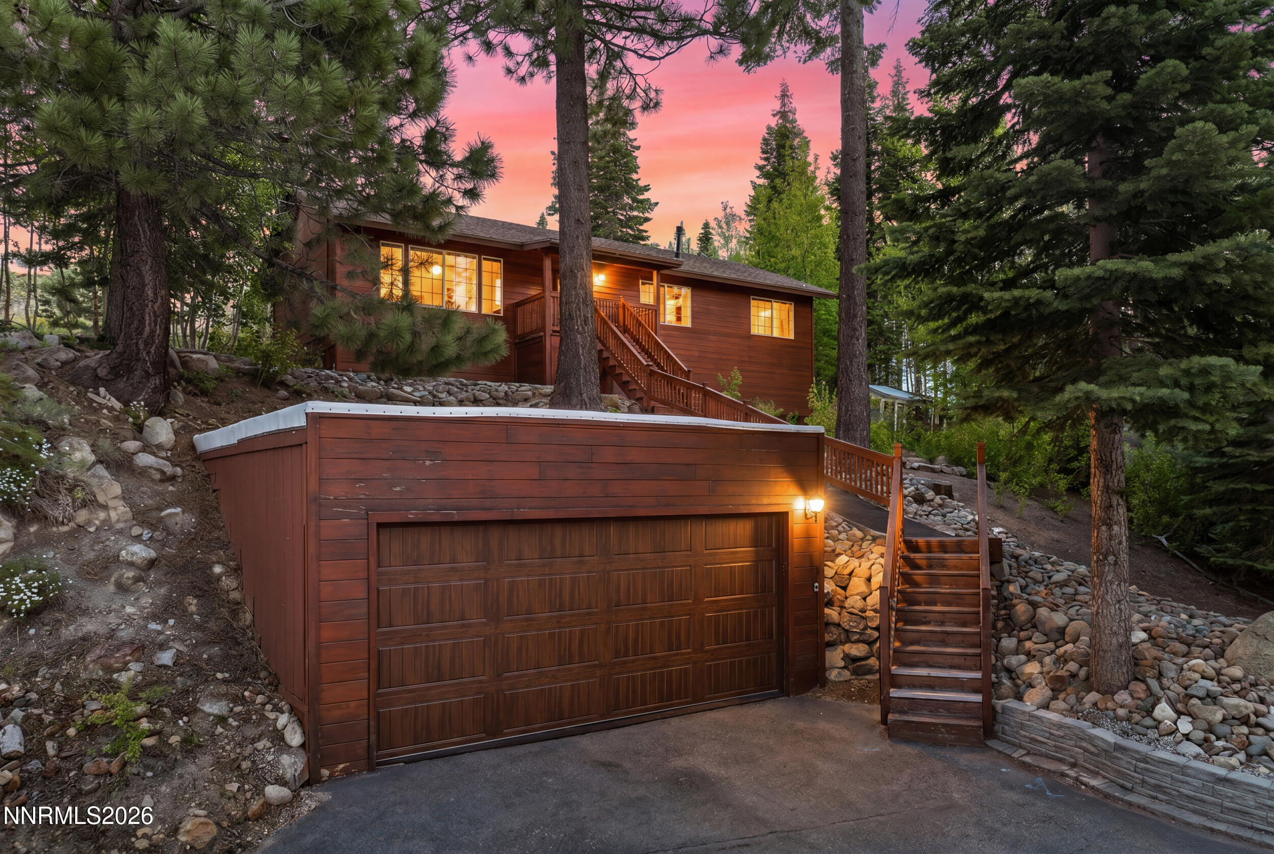111 Roxanne Court — photo