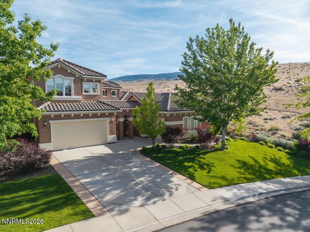 2596 Rampart Terrace — photo