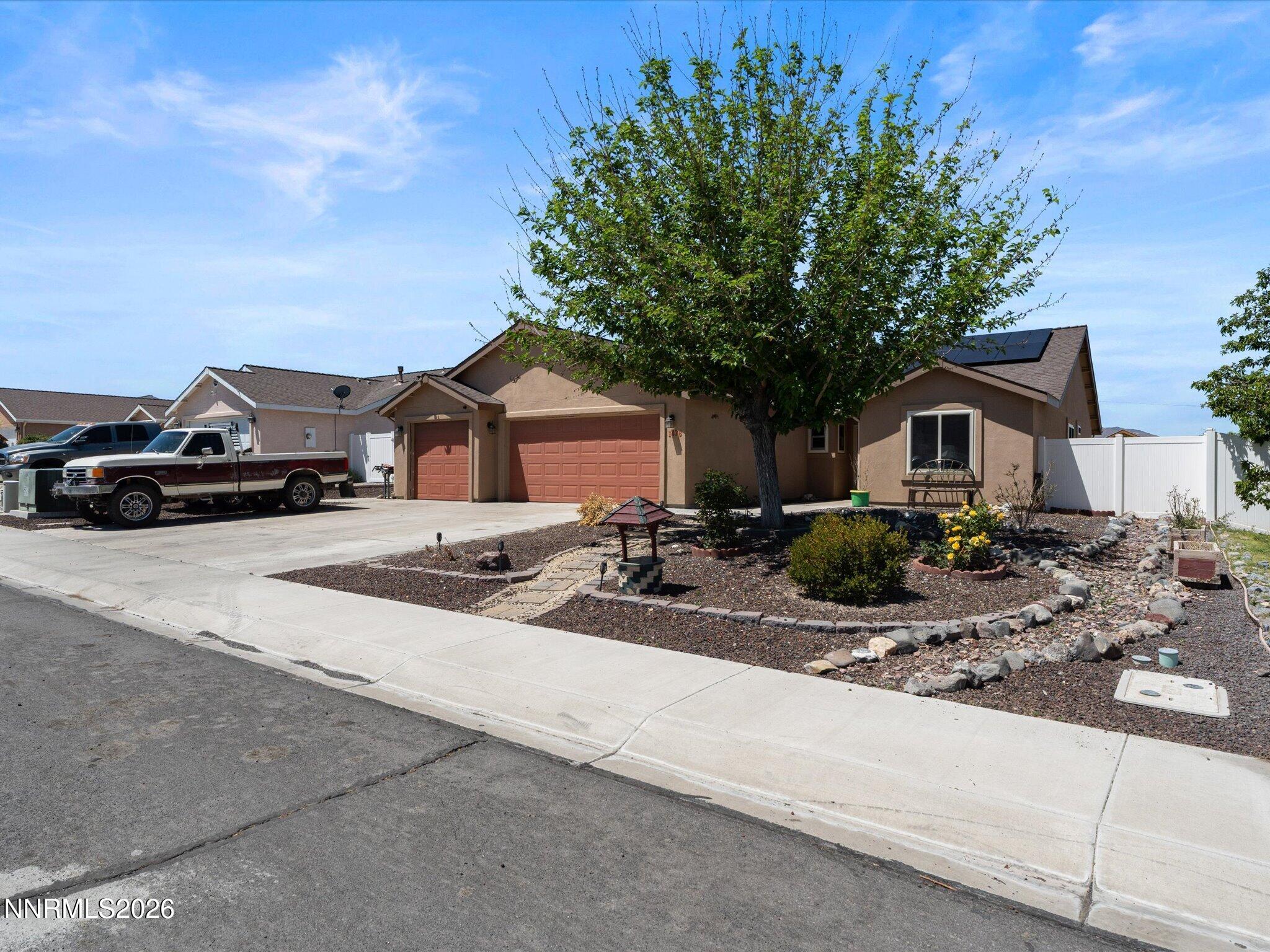 1476 Grey Bluffs Drive — photo