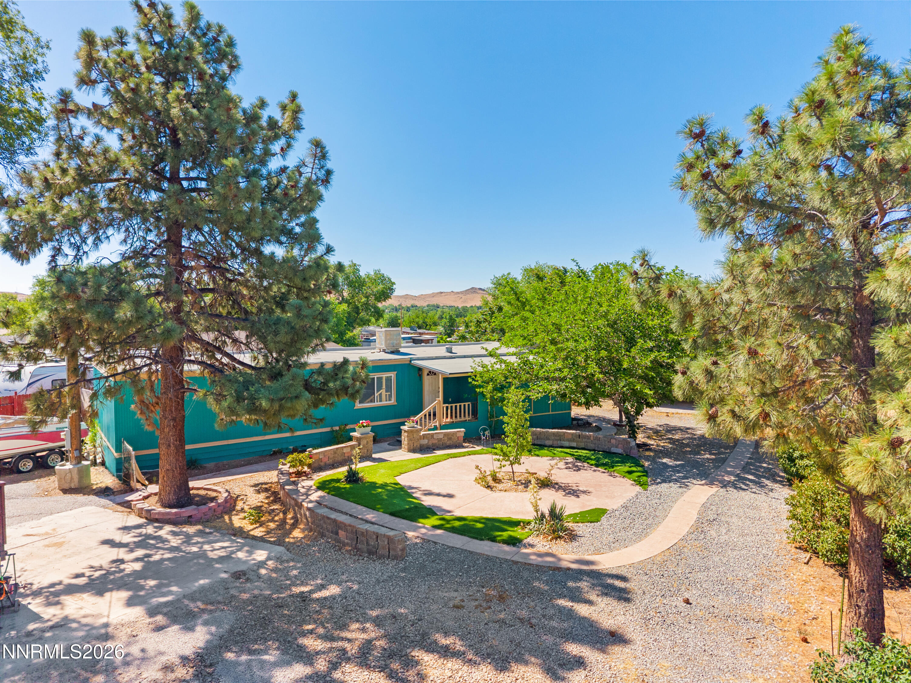 5670 Lupin Drive — photo
