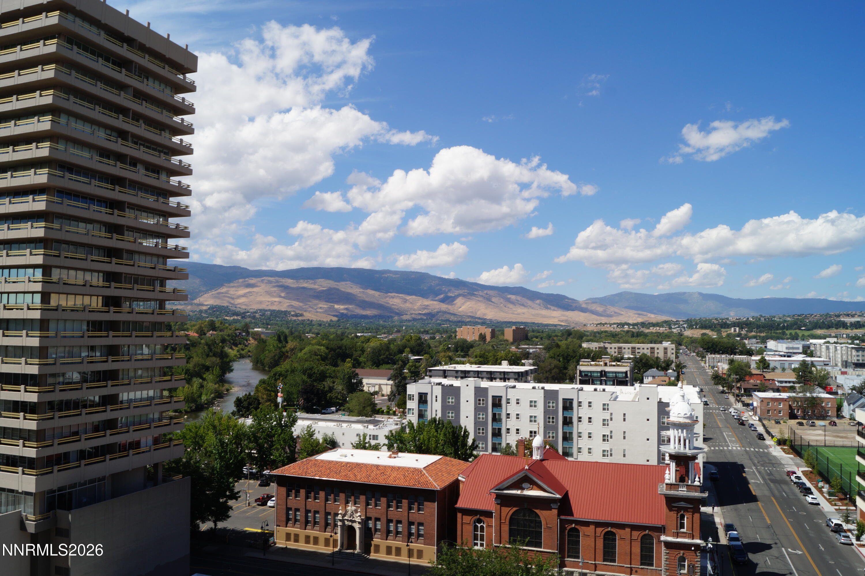 200 W 2nd Street 1007 — photo