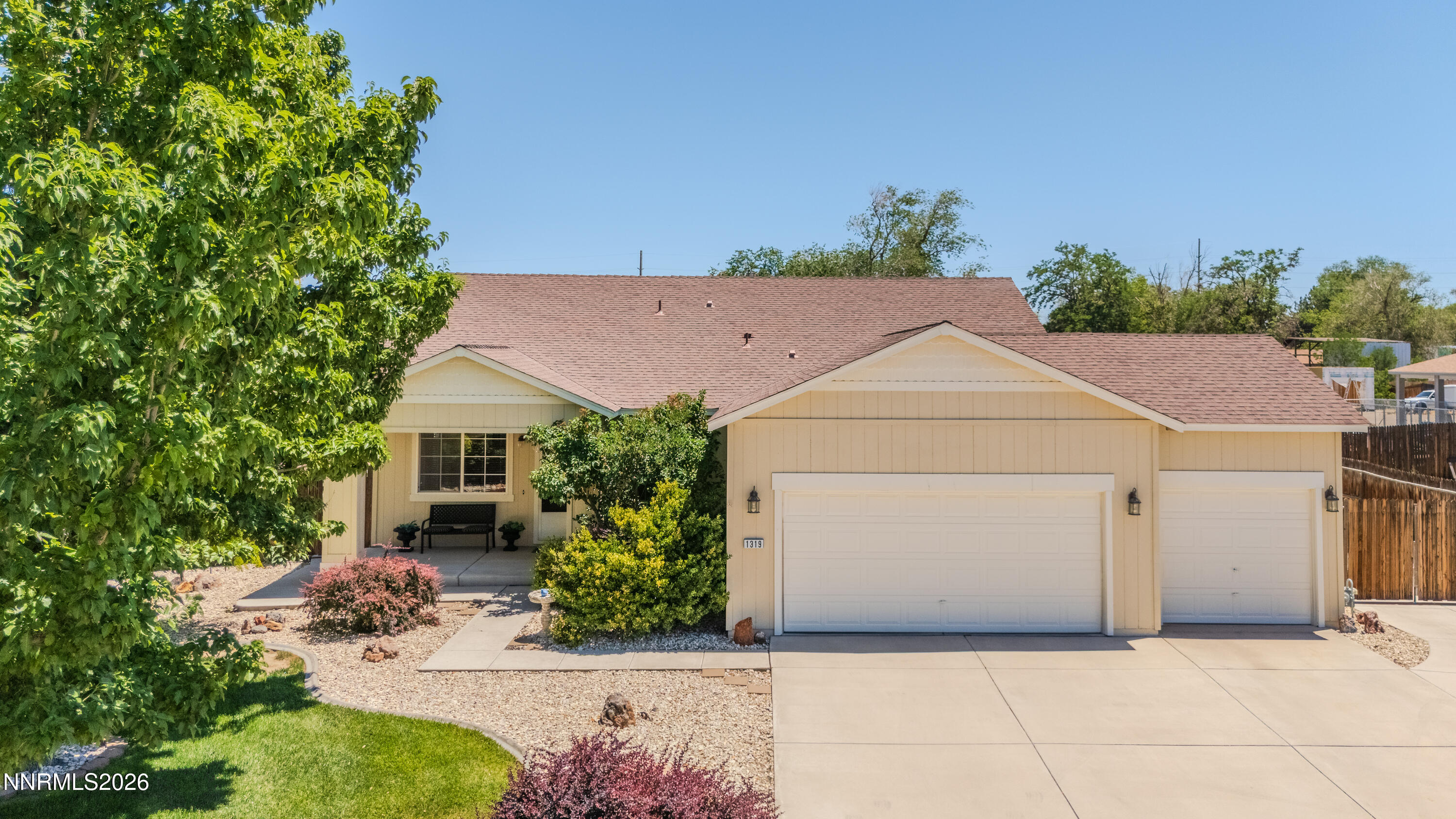 1319 Winnies Lane — photo