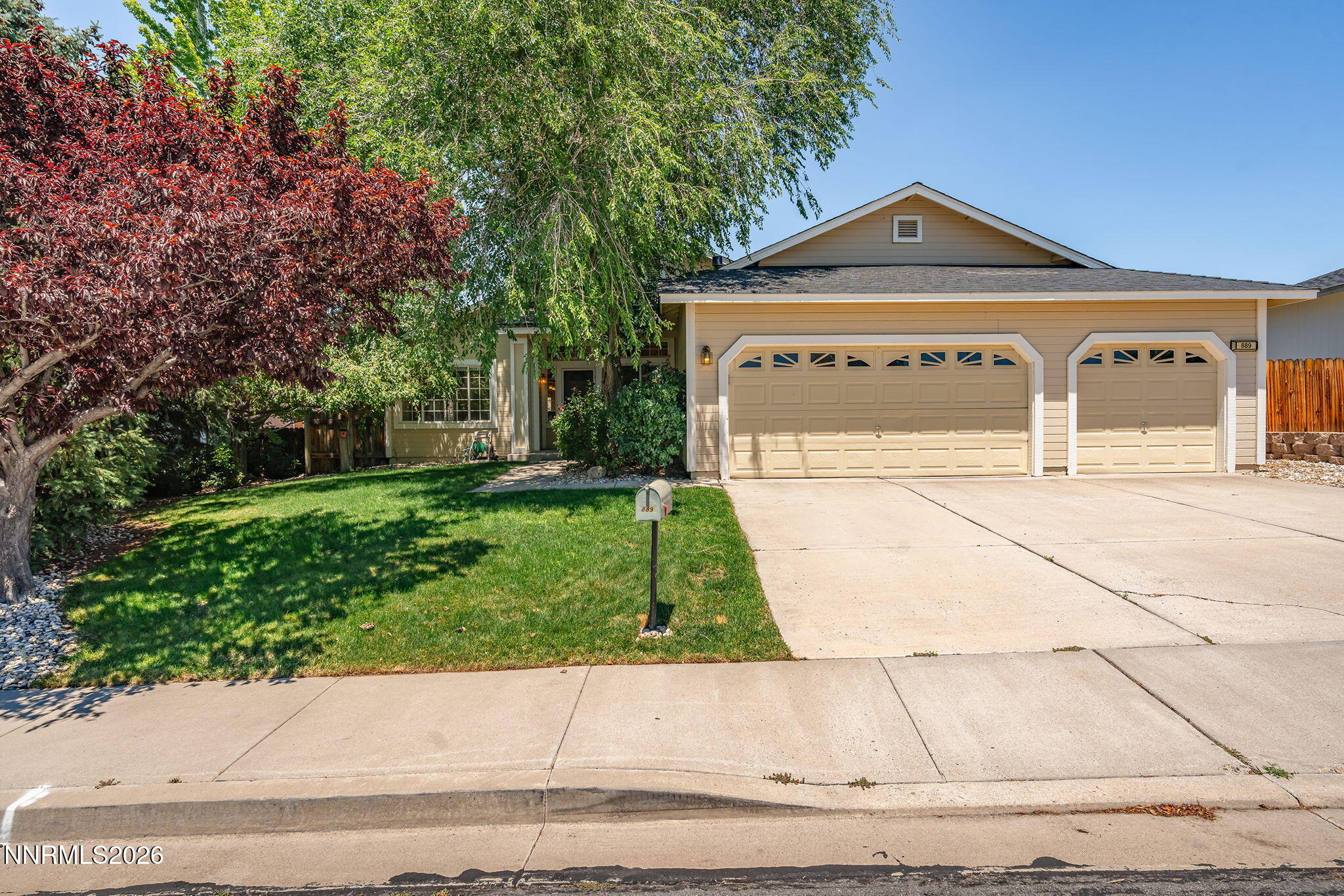 889 S University Park Loop — photo