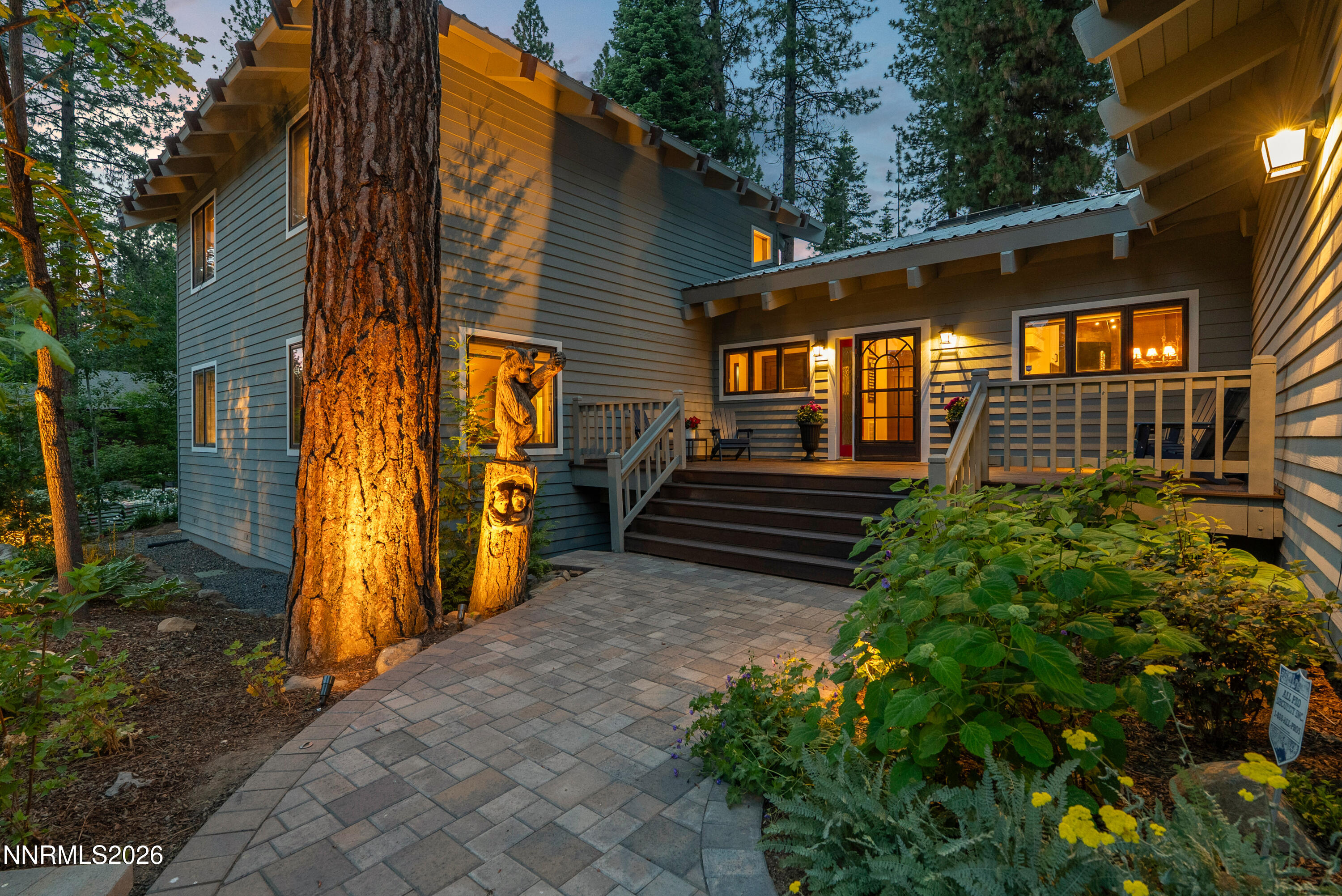730 Martis Peak Road — photo