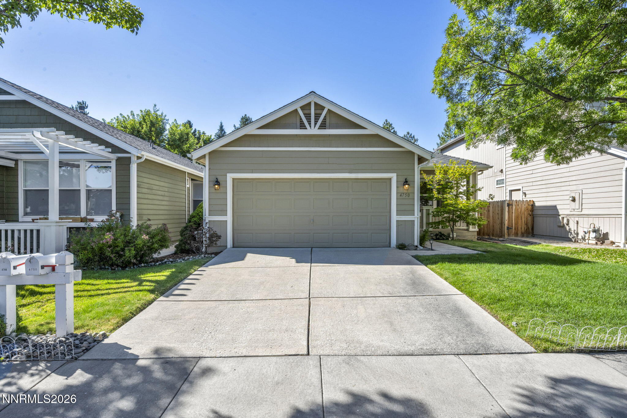4750 Bradford Lane — photo