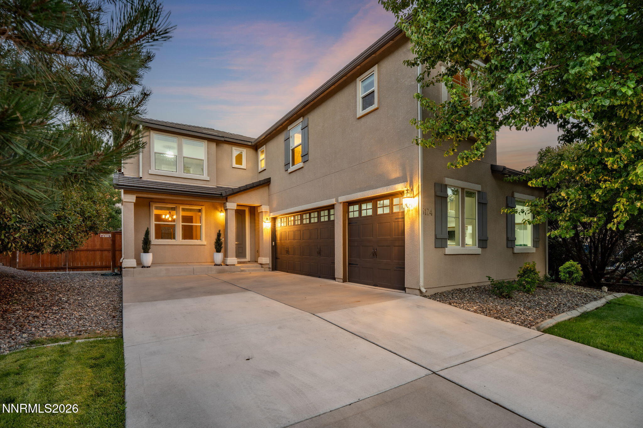 5174 Komatite Court — photo