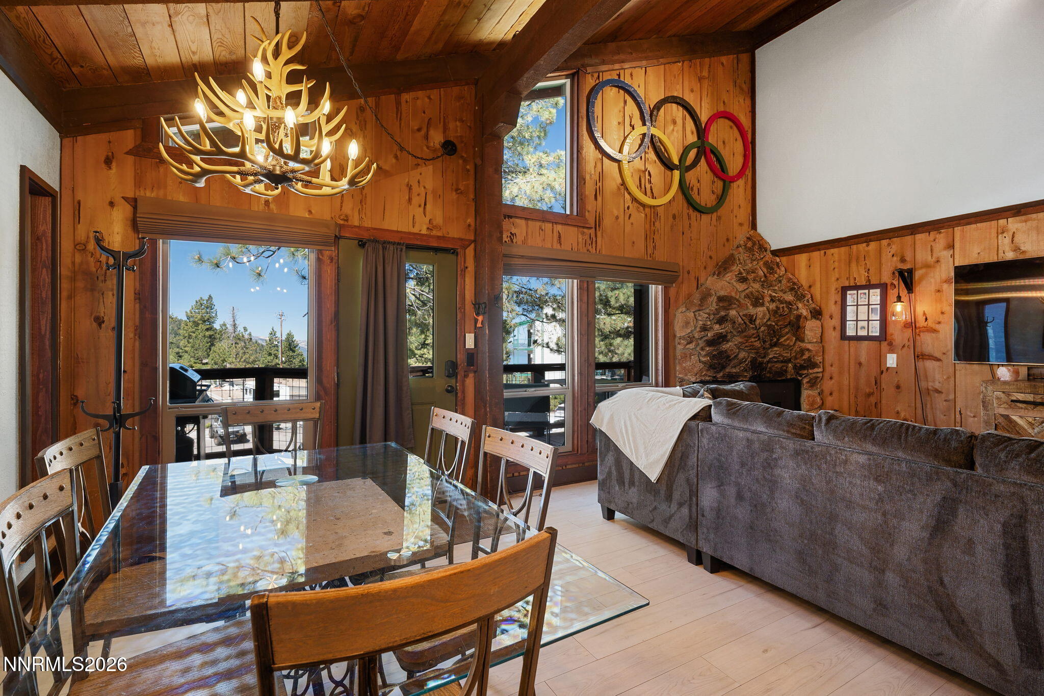 315 Olympic Court #6 — photo