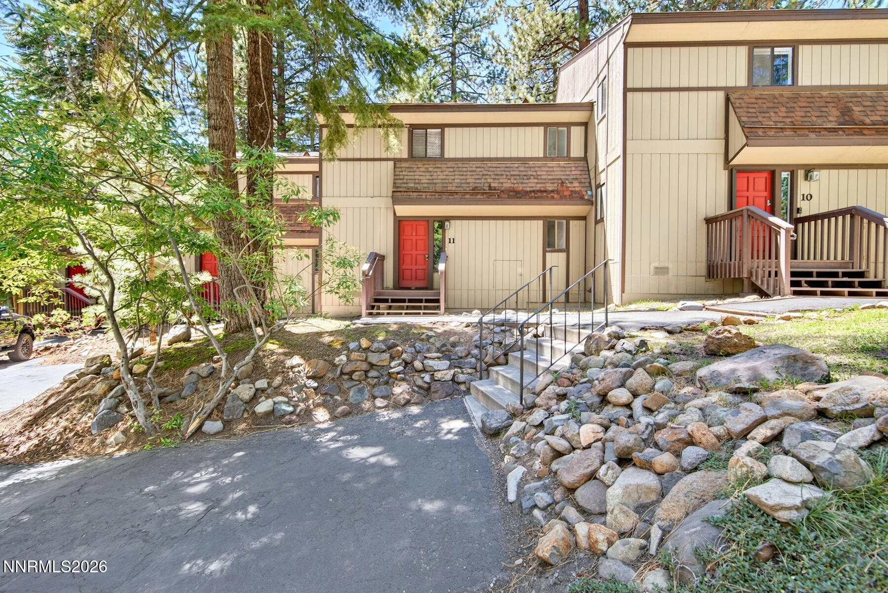 811 Southwood Boulevard Unit 11 — photo