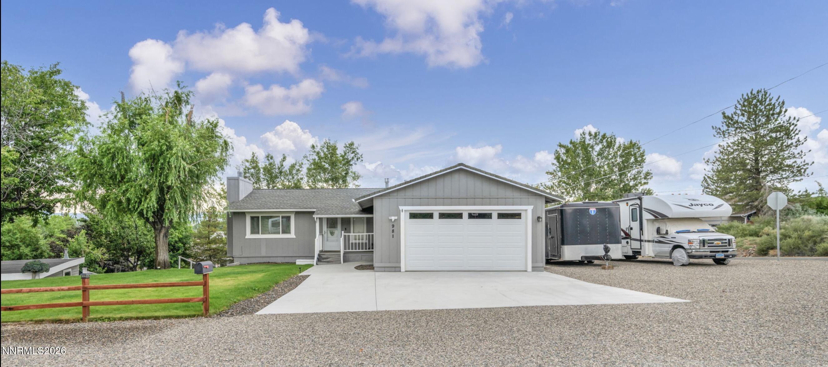 981 Mitch Drive — photo