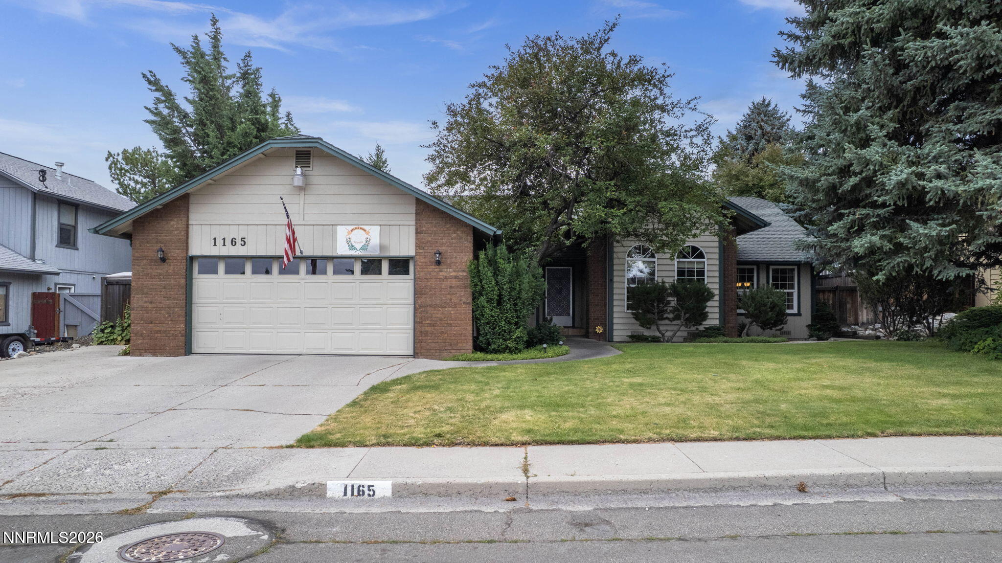 1165 W Winnie Lane — photo