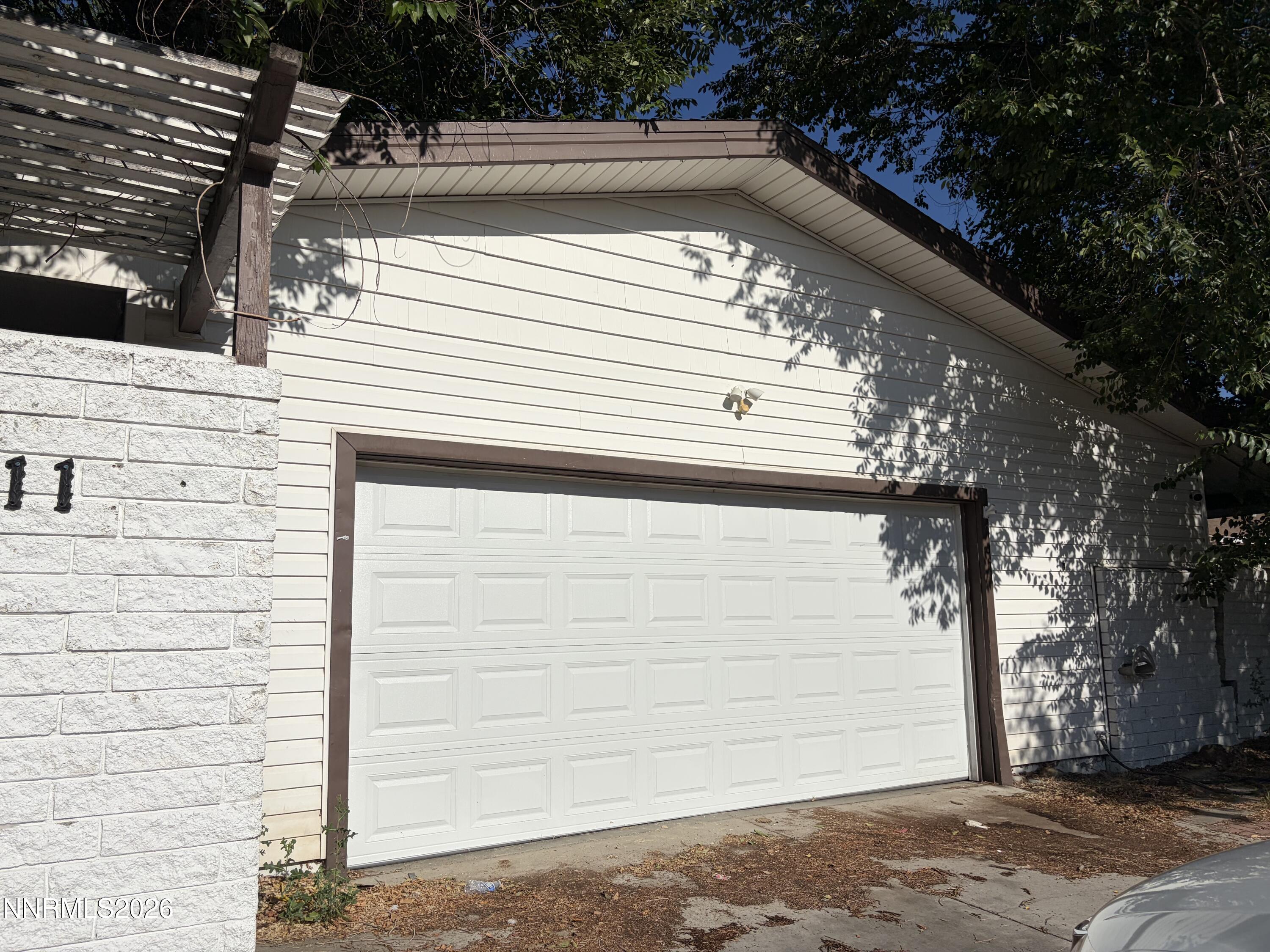 112 Rawhide Way — photo