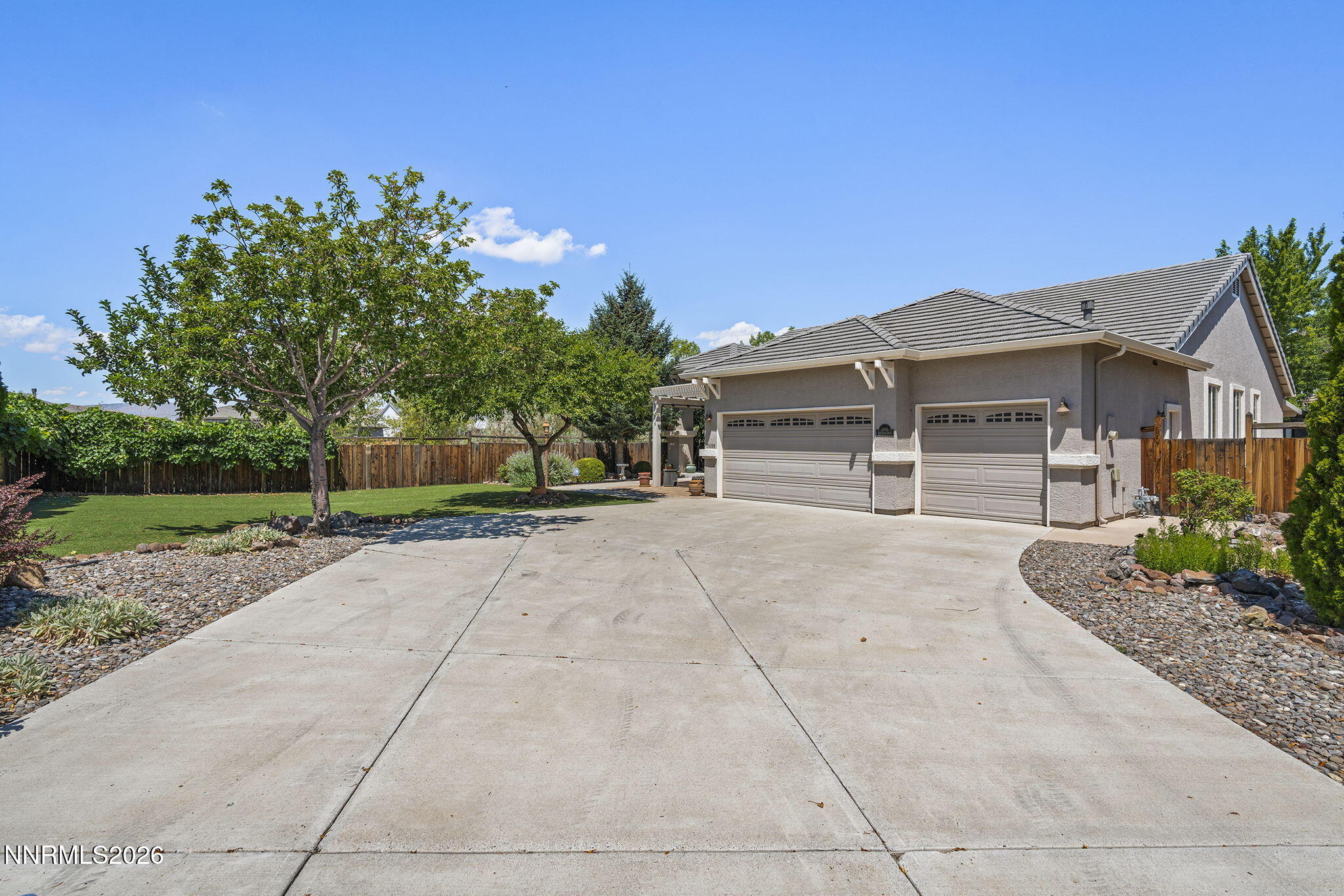 7495 Ash Peak Drive — photo