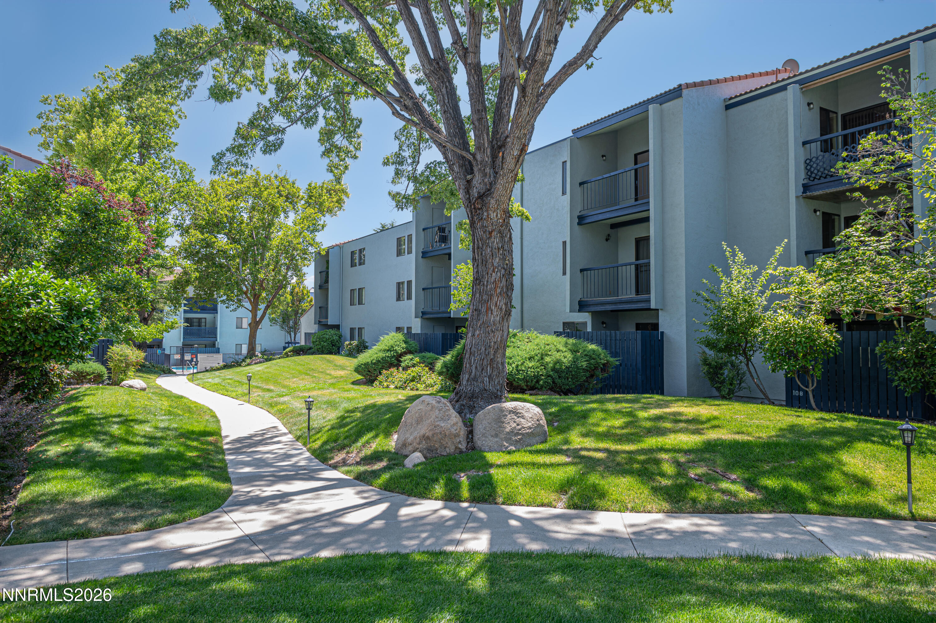 2750 Plumas Street Apt 204 — photo