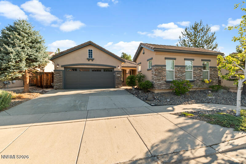 9255 Palmetto Court — photo
