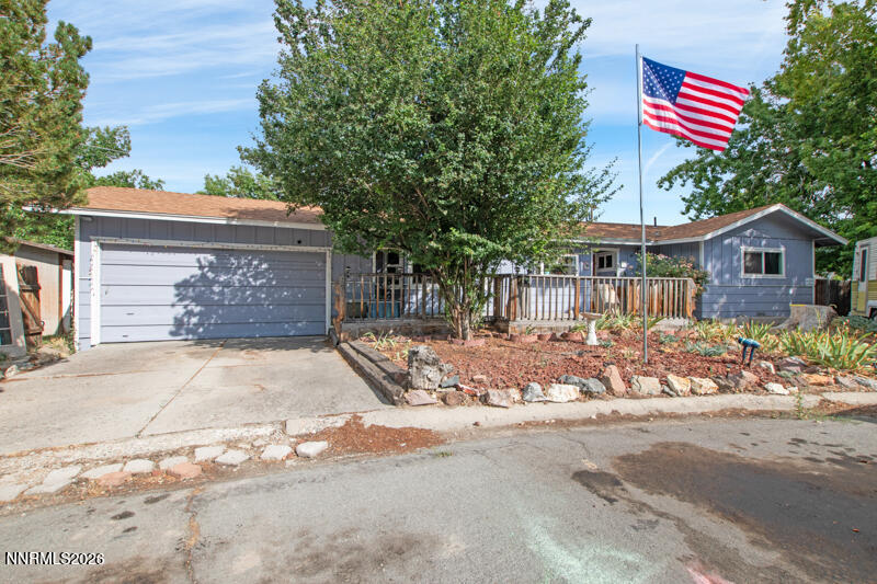5 Kimberly Circle — photo