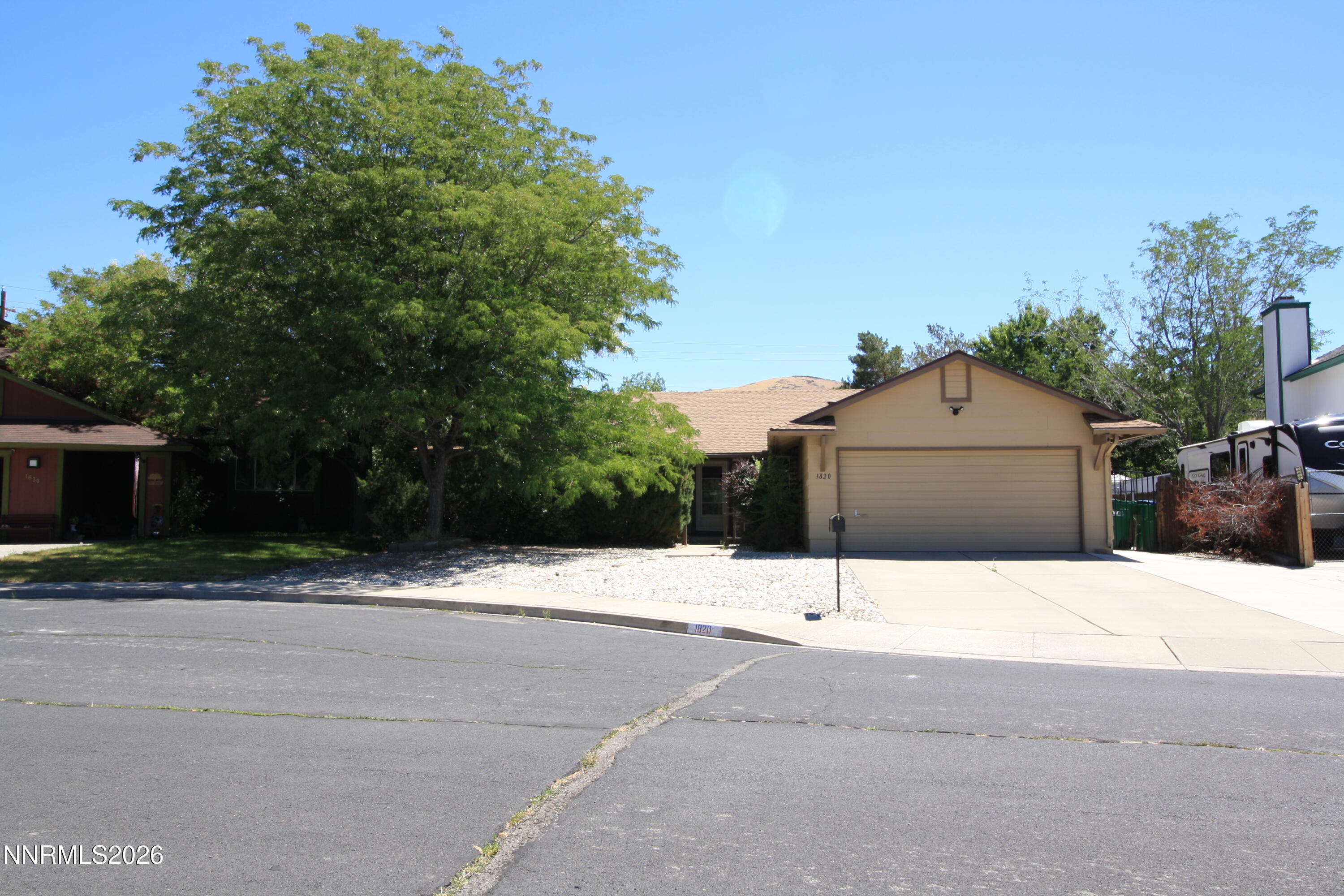 1820 Fairlie Court — photo
