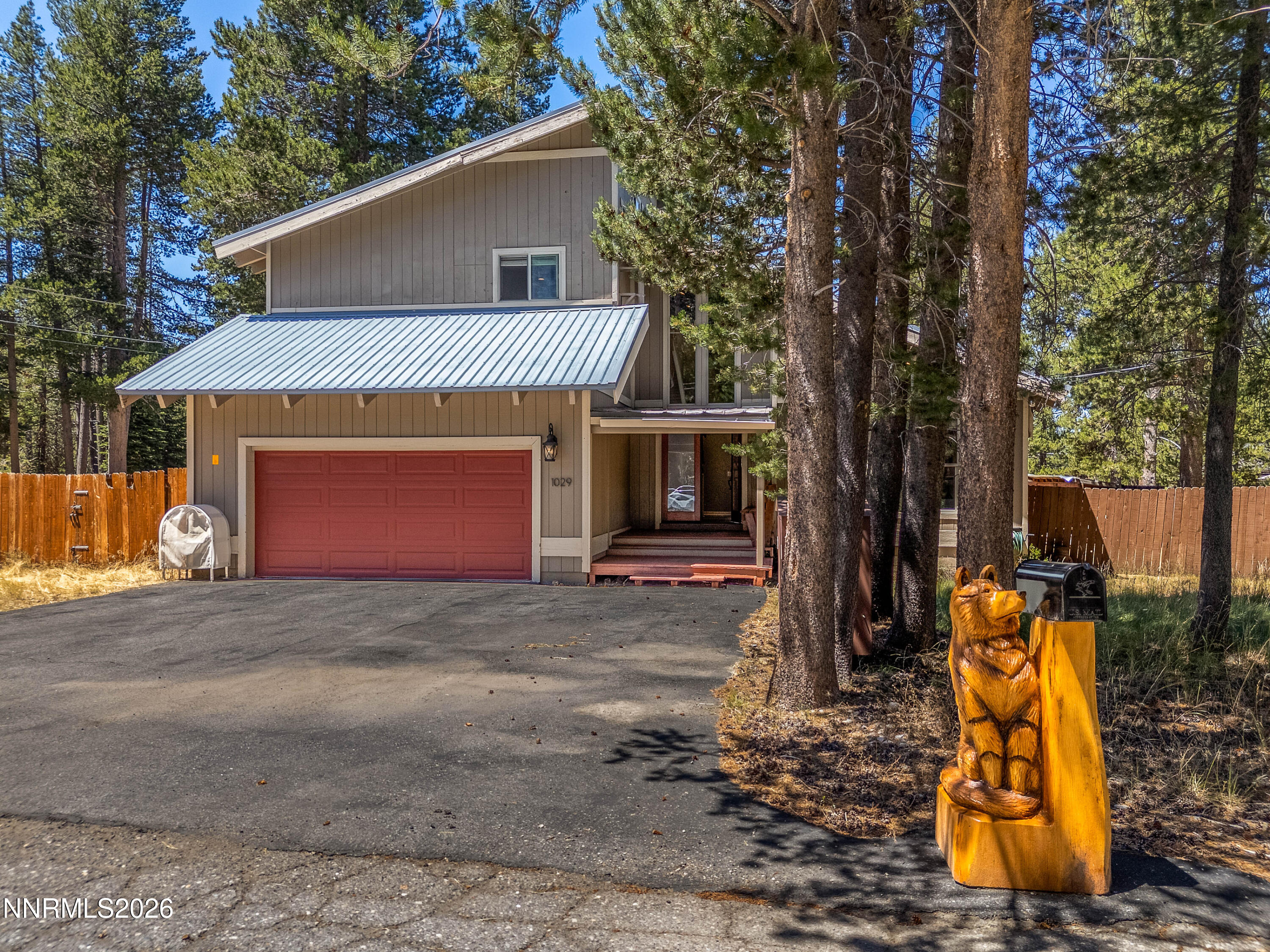 1029 Modoc Way — photo