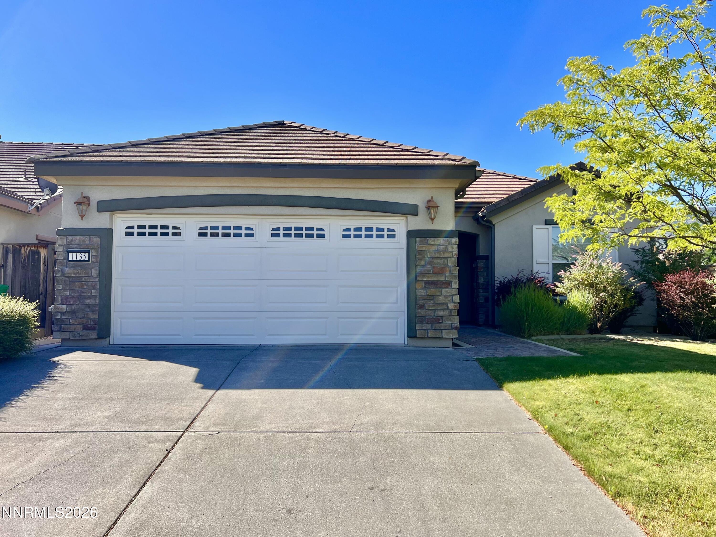 1135 Cliff Park Way — photo