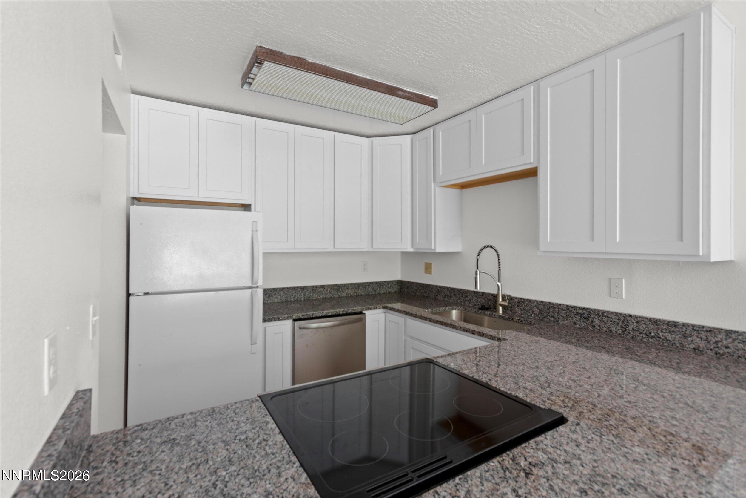 2555 Clear Acre Lane Apt 32 — photo